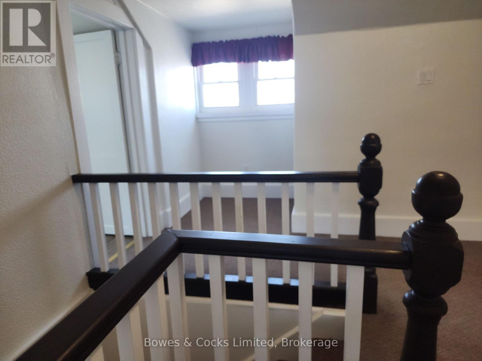 124 MAPLE AVENUE - 26