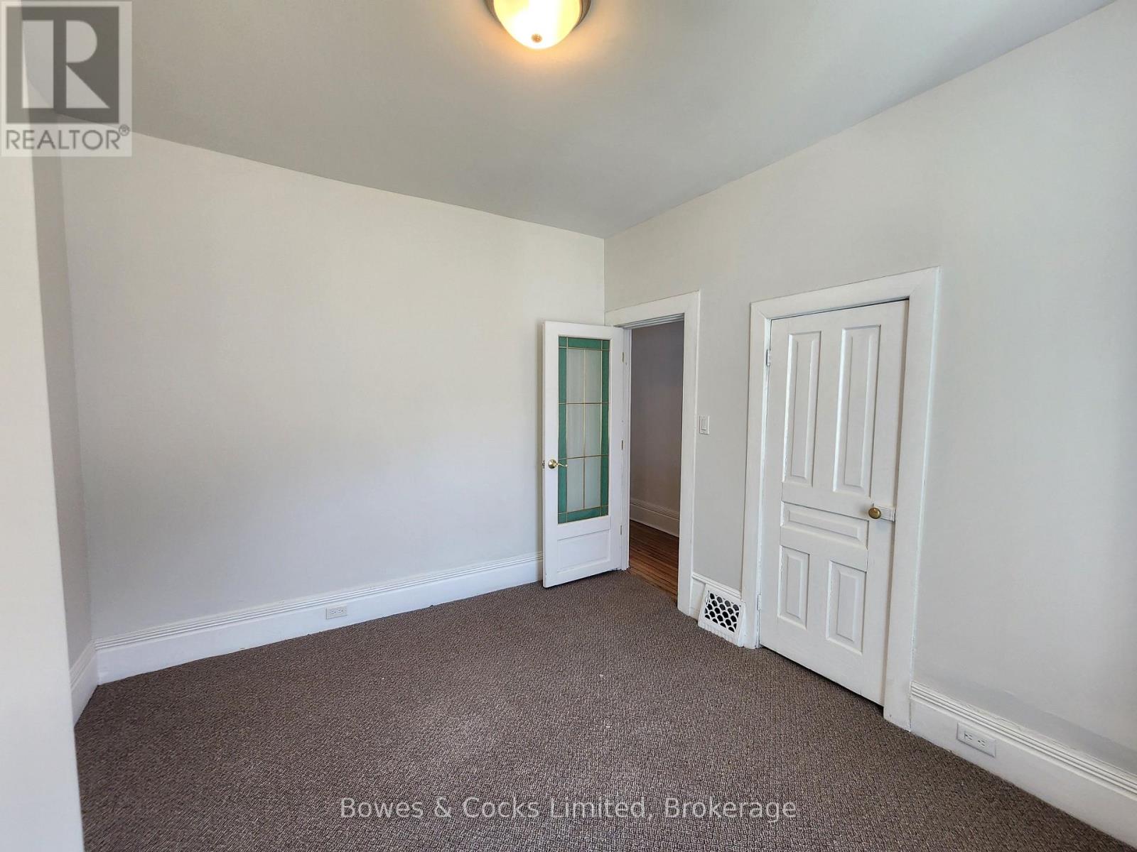 124 MAPLE AVENUE - 4