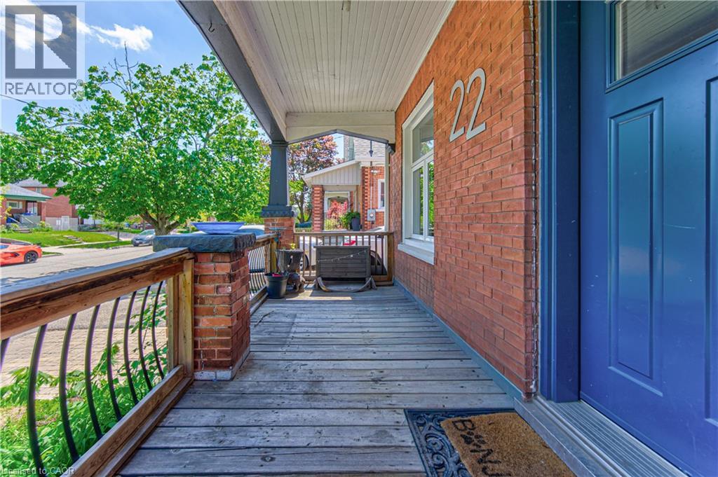22 HERLAN Avenue - 6