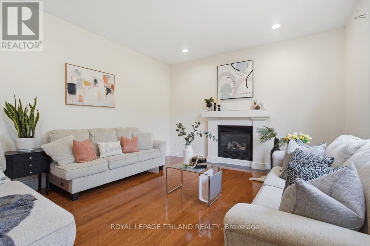 512 SANDYBROOK DRIVE - 20