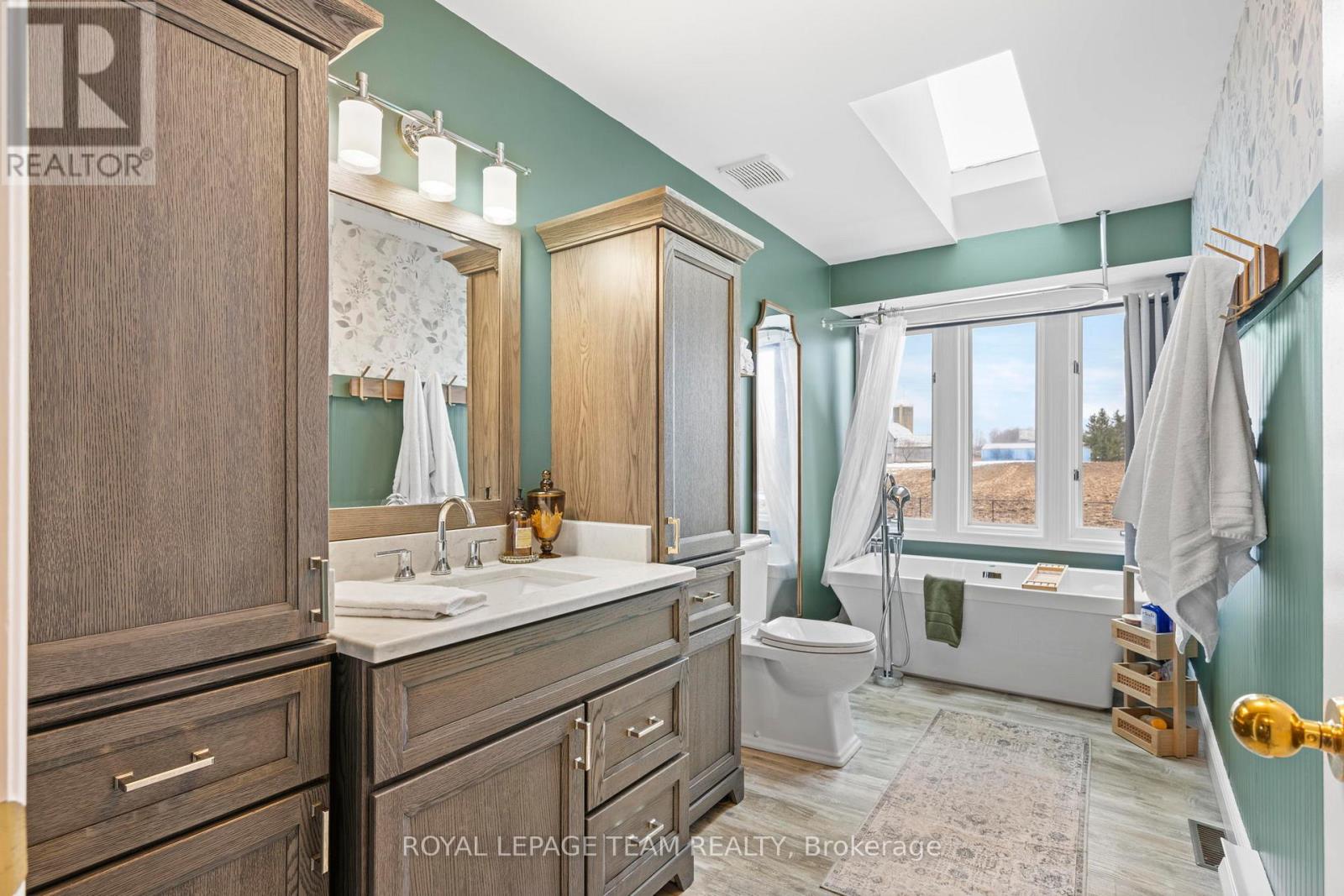 2090 OLD BIRCH ROAD - 20
