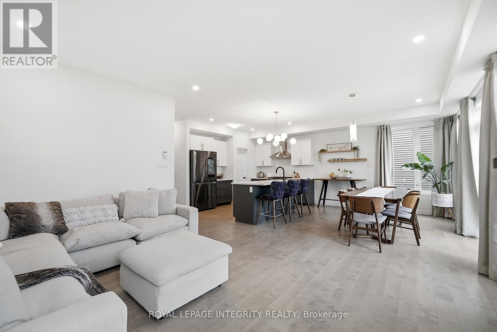 1161 DIAMOND STREET - 14