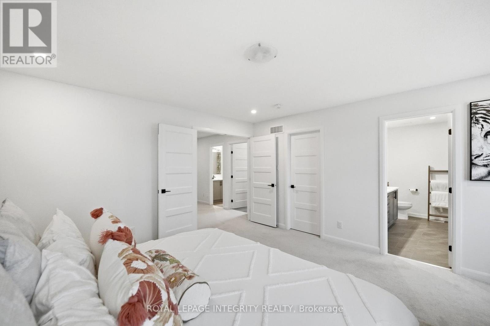1161 DIAMOND STREET - 20