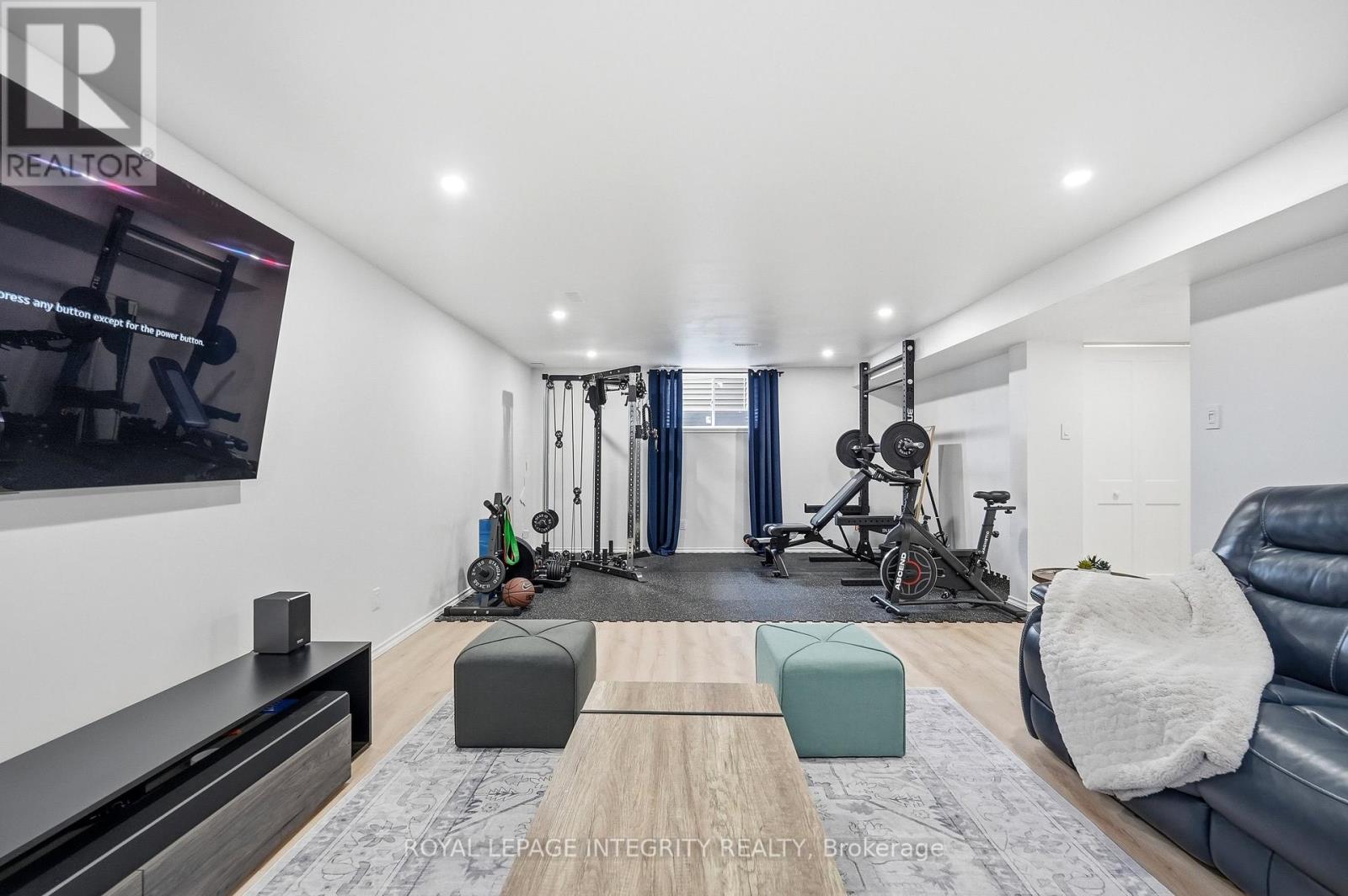 1161 DIAMOND STREET - 34