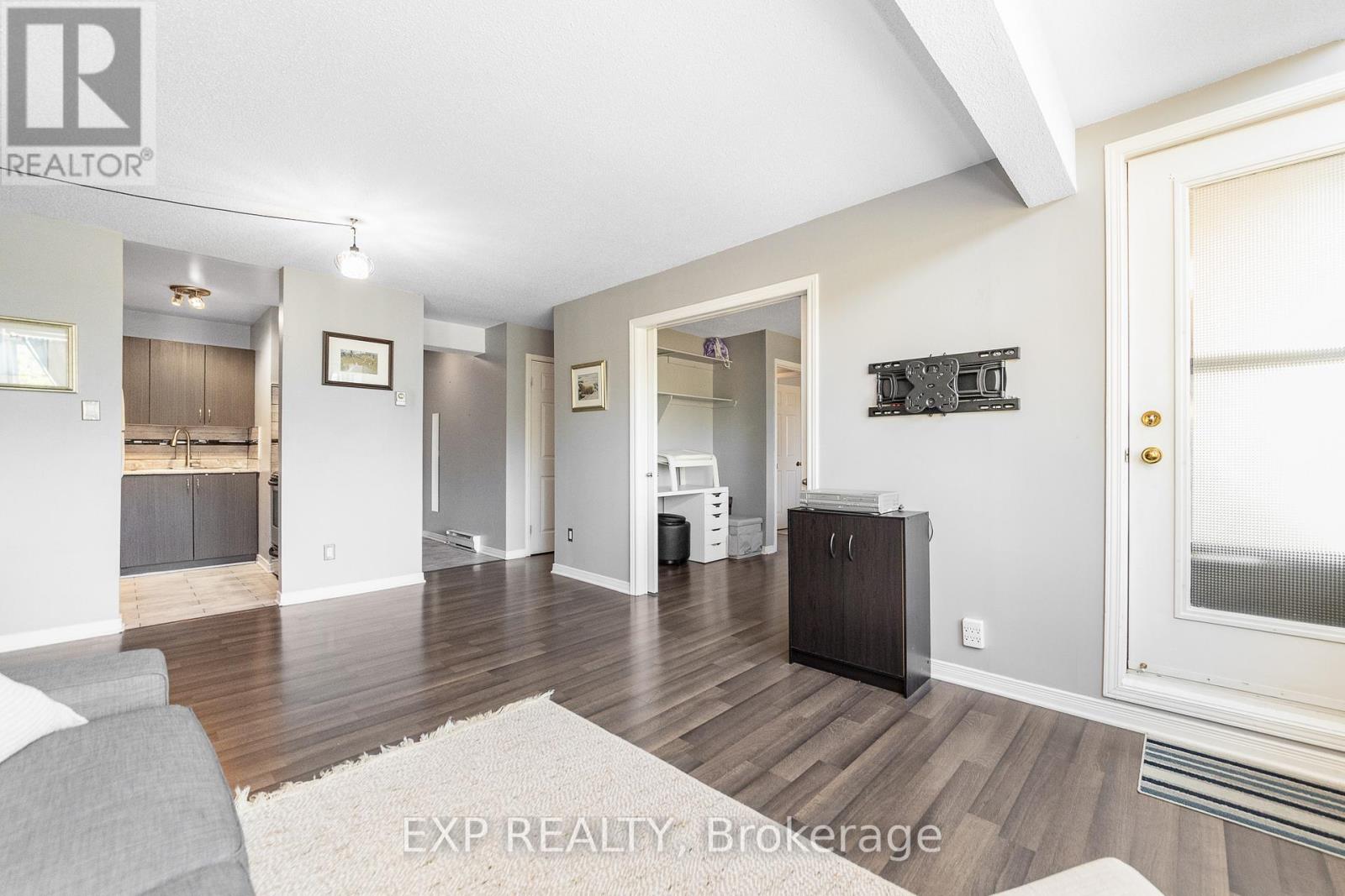 #305 1490 HERON ROAD - 14