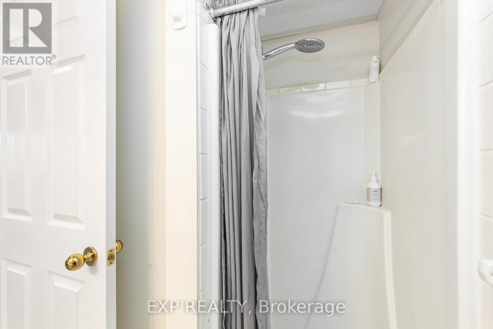 #305 1490 HERON ROAD - 33