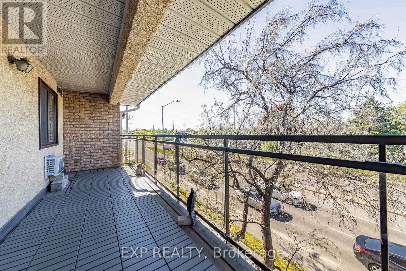 #305 1490 HERON ROAD - 35