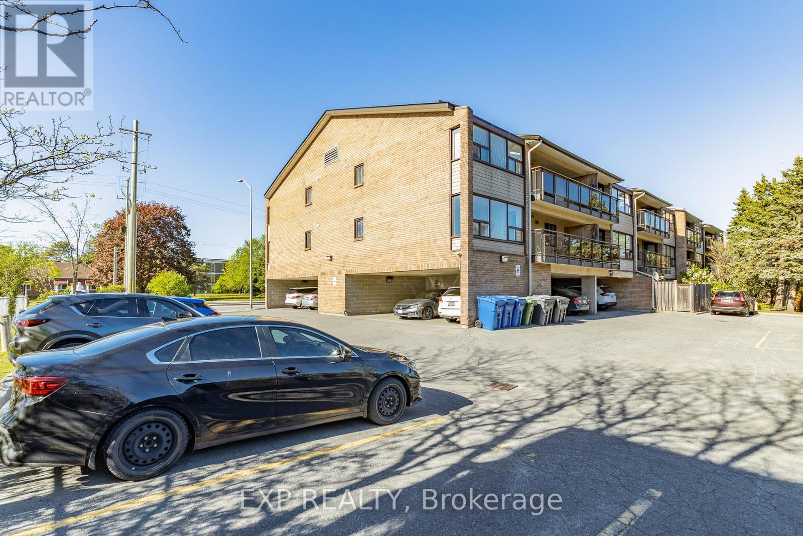 #305 1490 HERON ROAD - 5