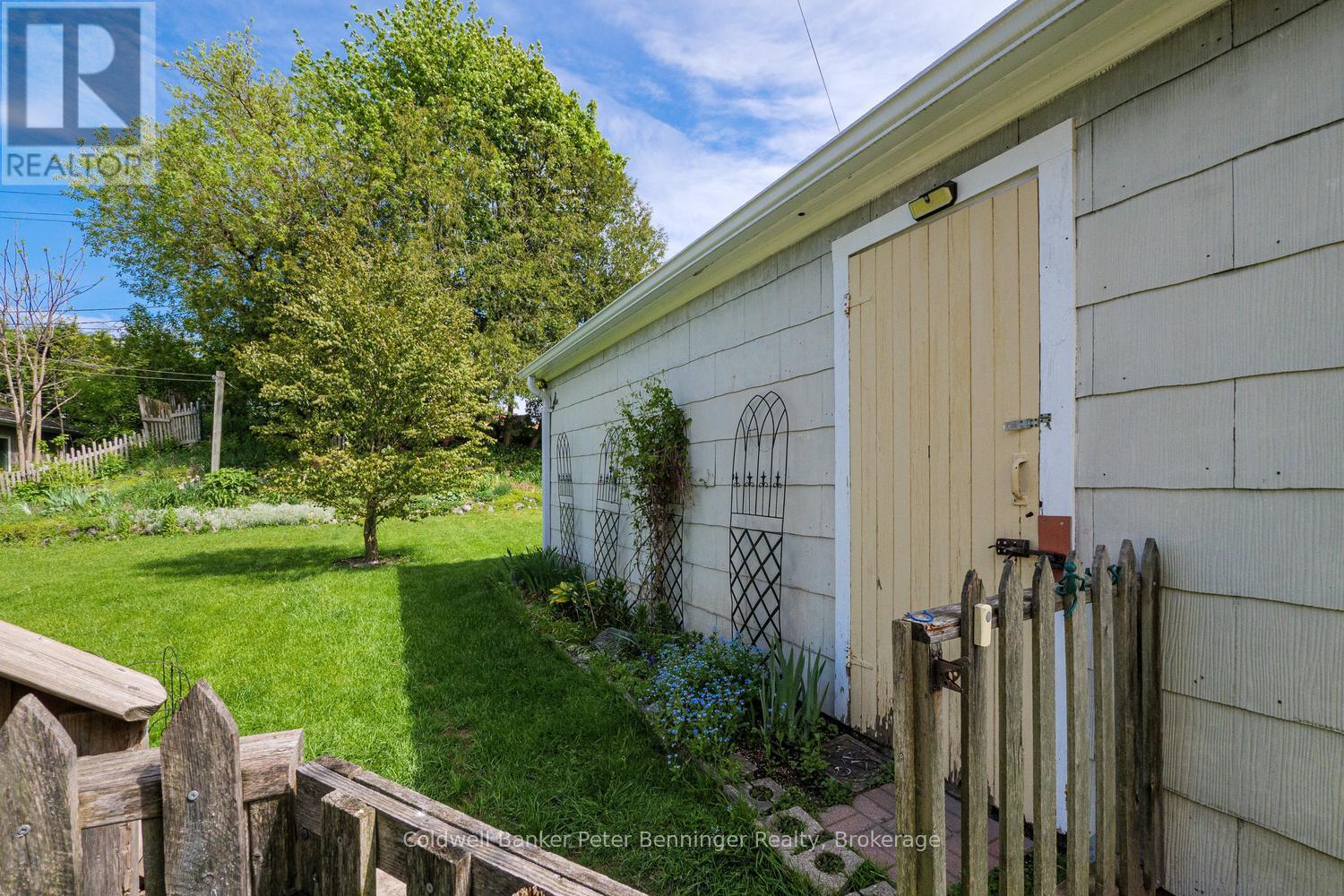 310 9TH STREET - 32
