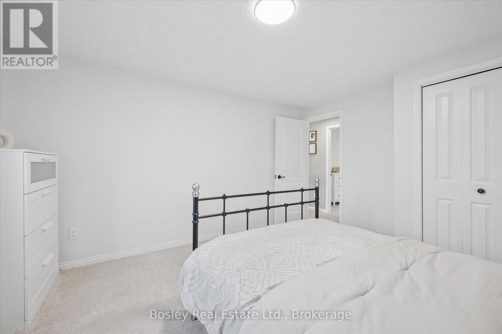 687 CHAMPLAIN BOULEVARD - 22