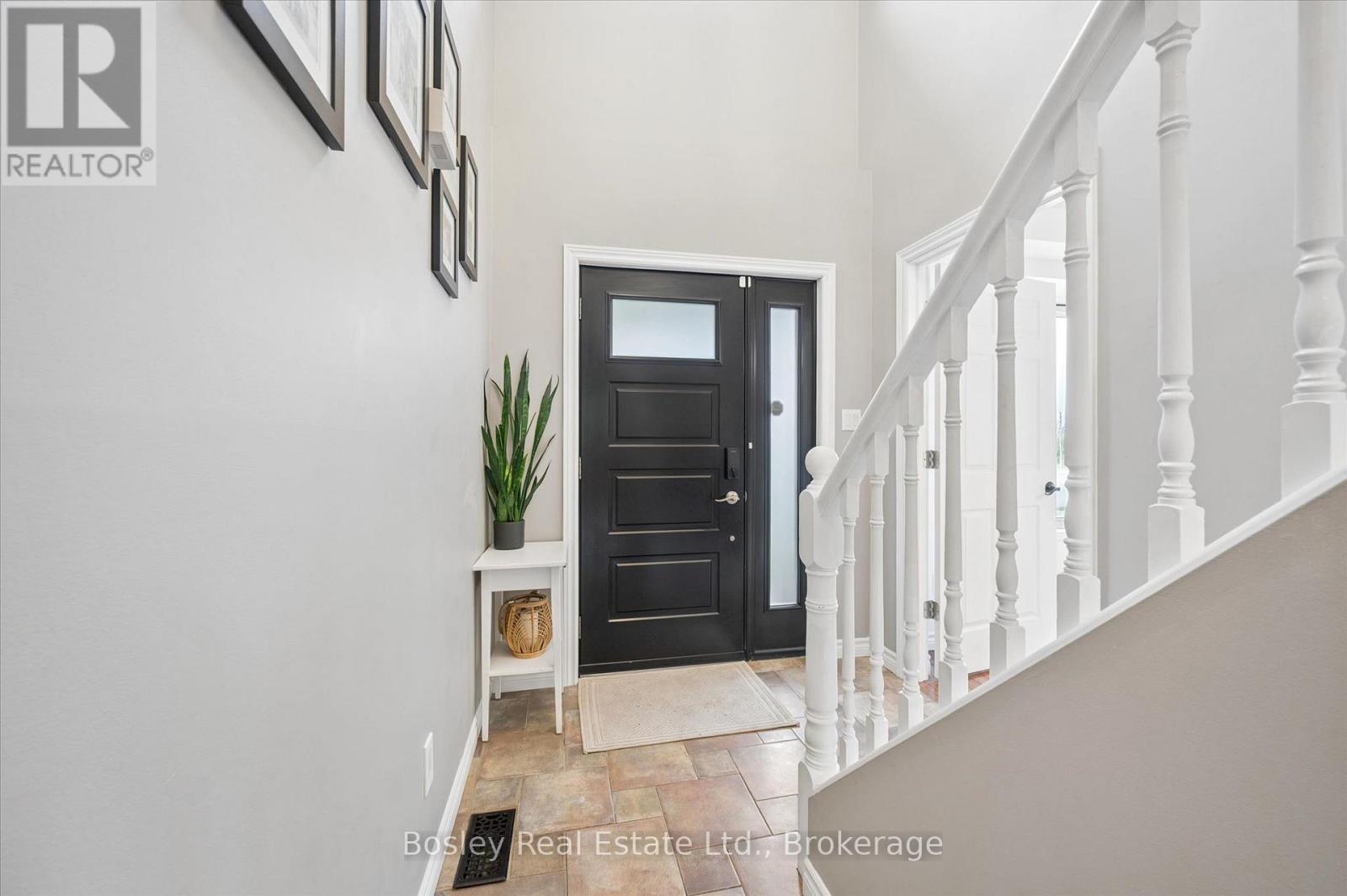 687 CHAMPLAIN BOULEVARD - 4