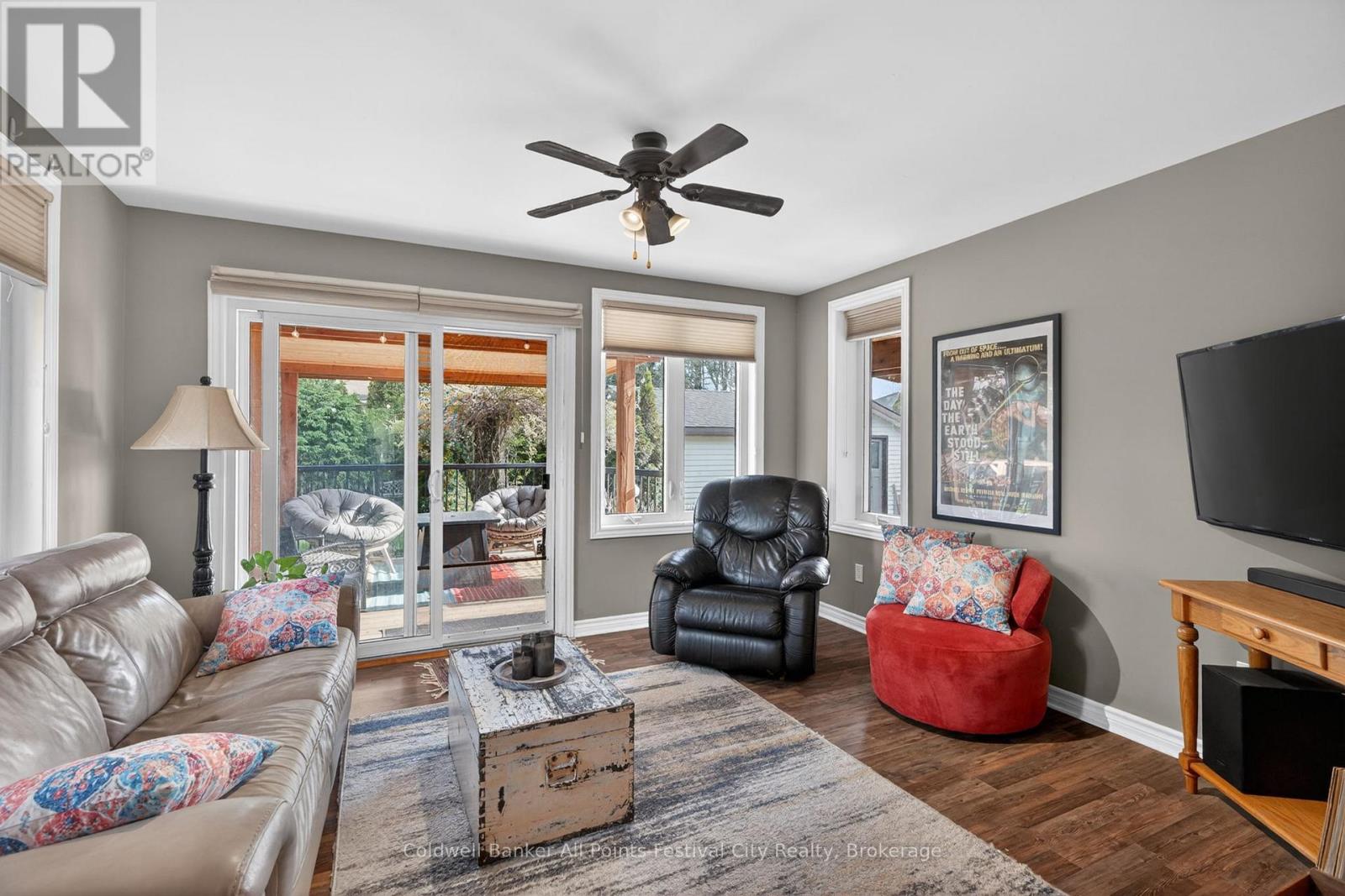 145 SUNCOAST DRIVE W - 12