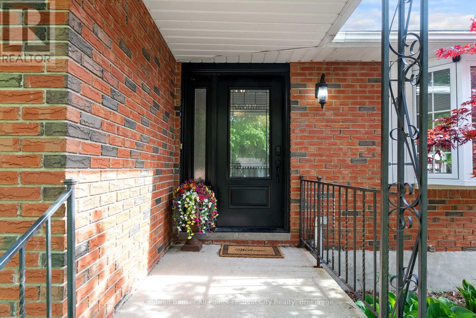145 SUNCOAST DRIVE W - 3