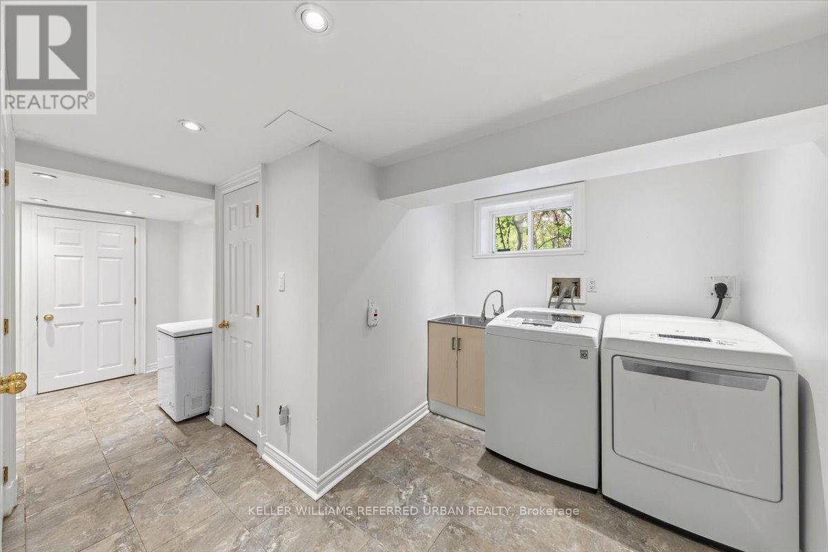 19 WALKER ROAD - 34