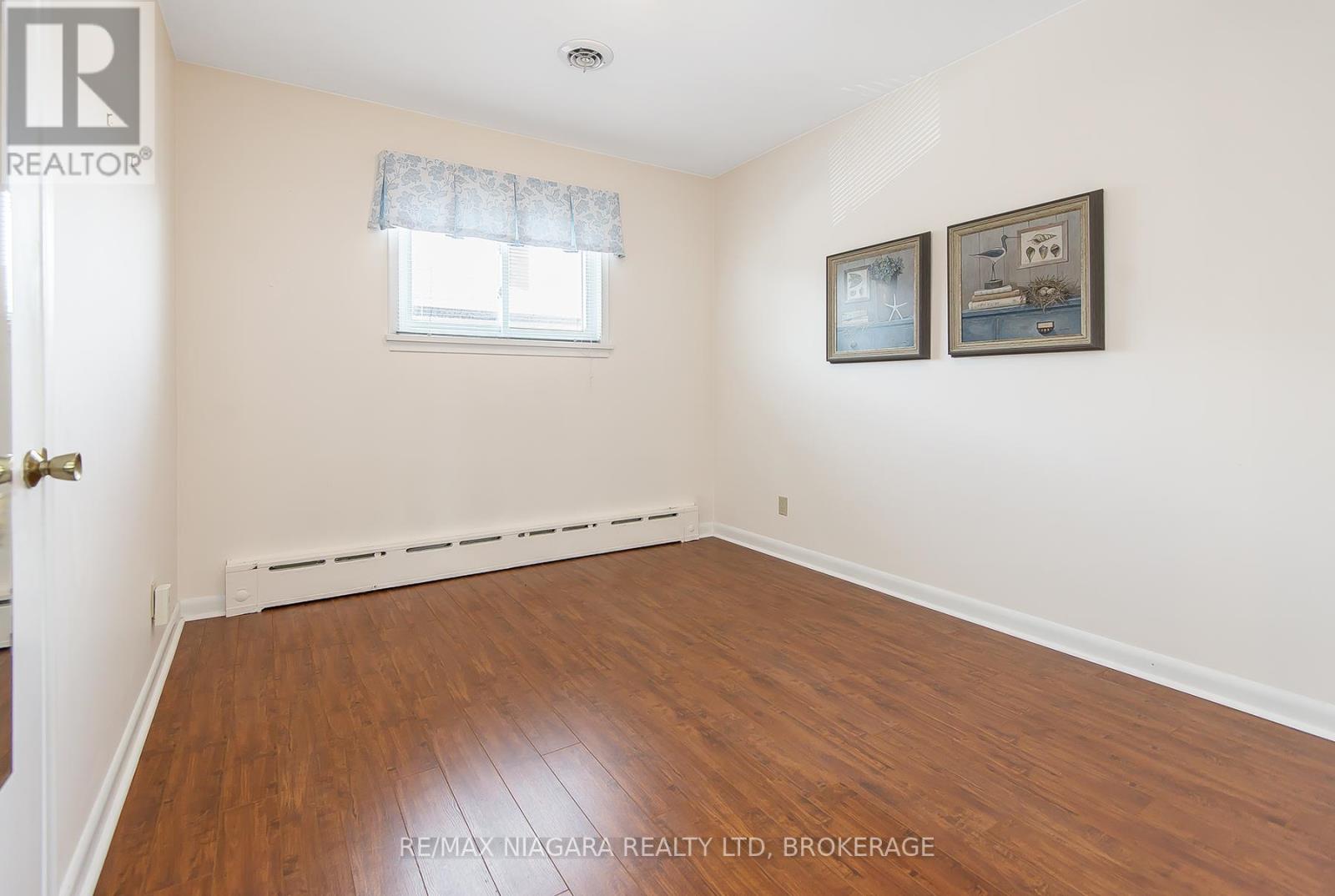 425 BELL STREET - 19