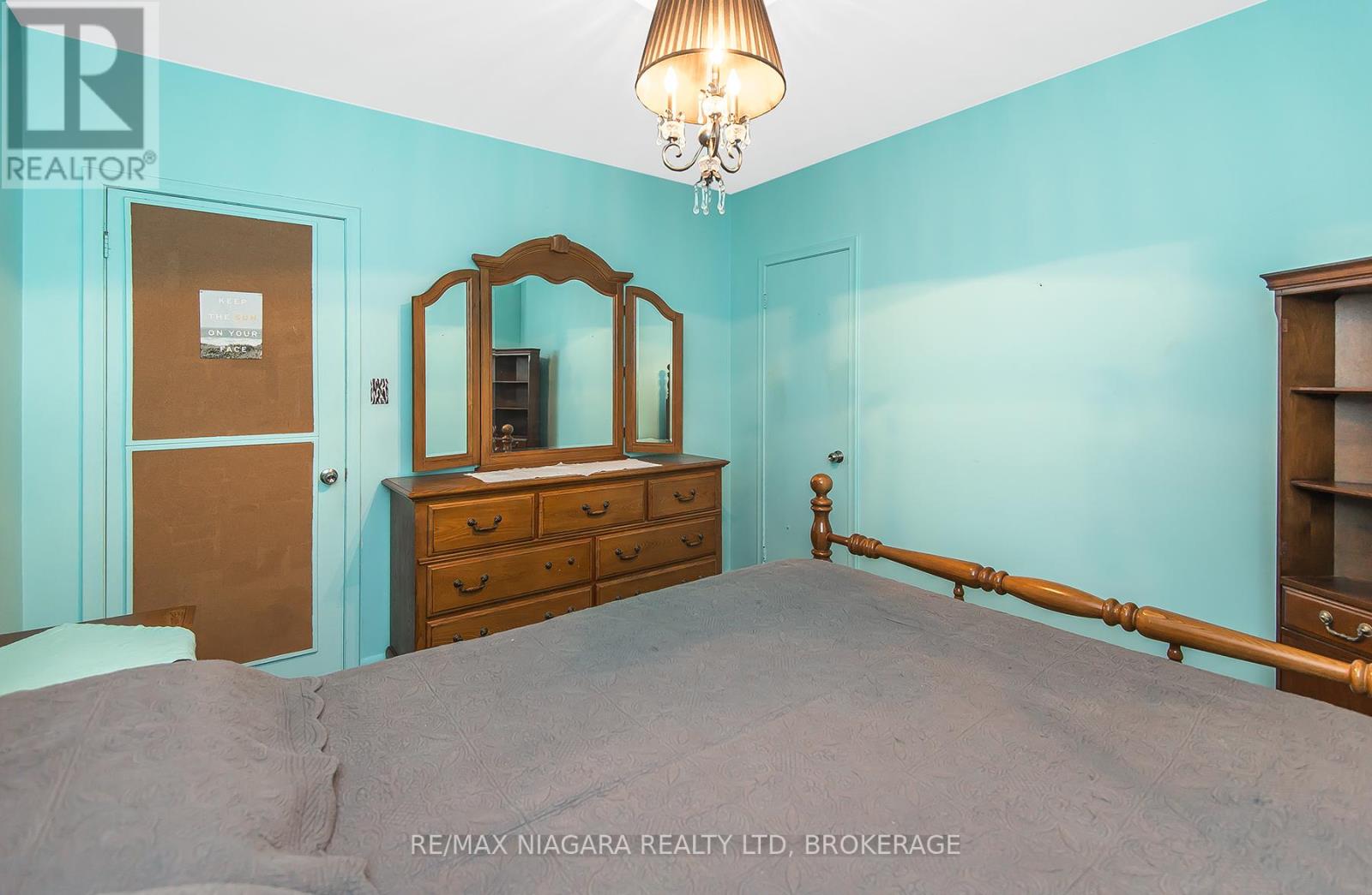 425 BELL STREET - 22