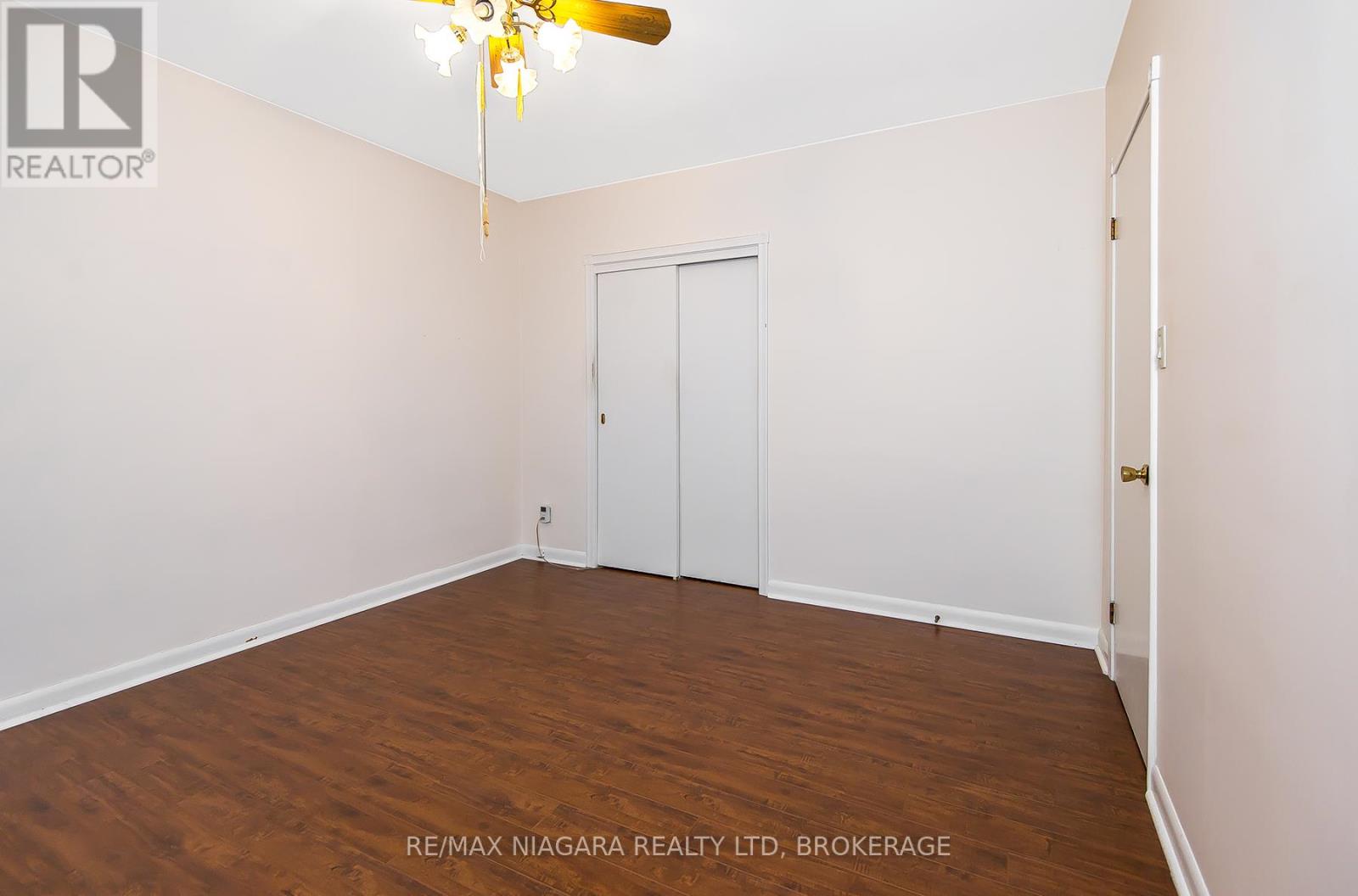 425 BELL STREET - 24