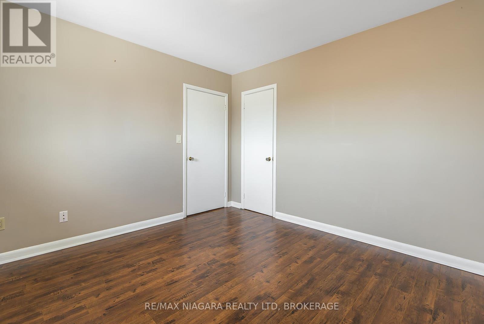 425 BELL STREET - 42
