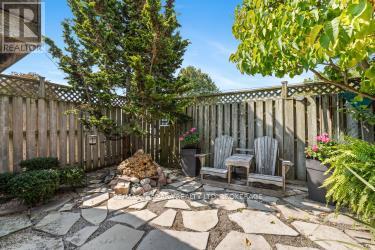 425 BELL STREET - 7