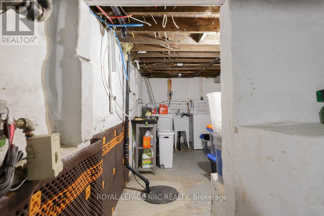 241 VINE STREET - 19