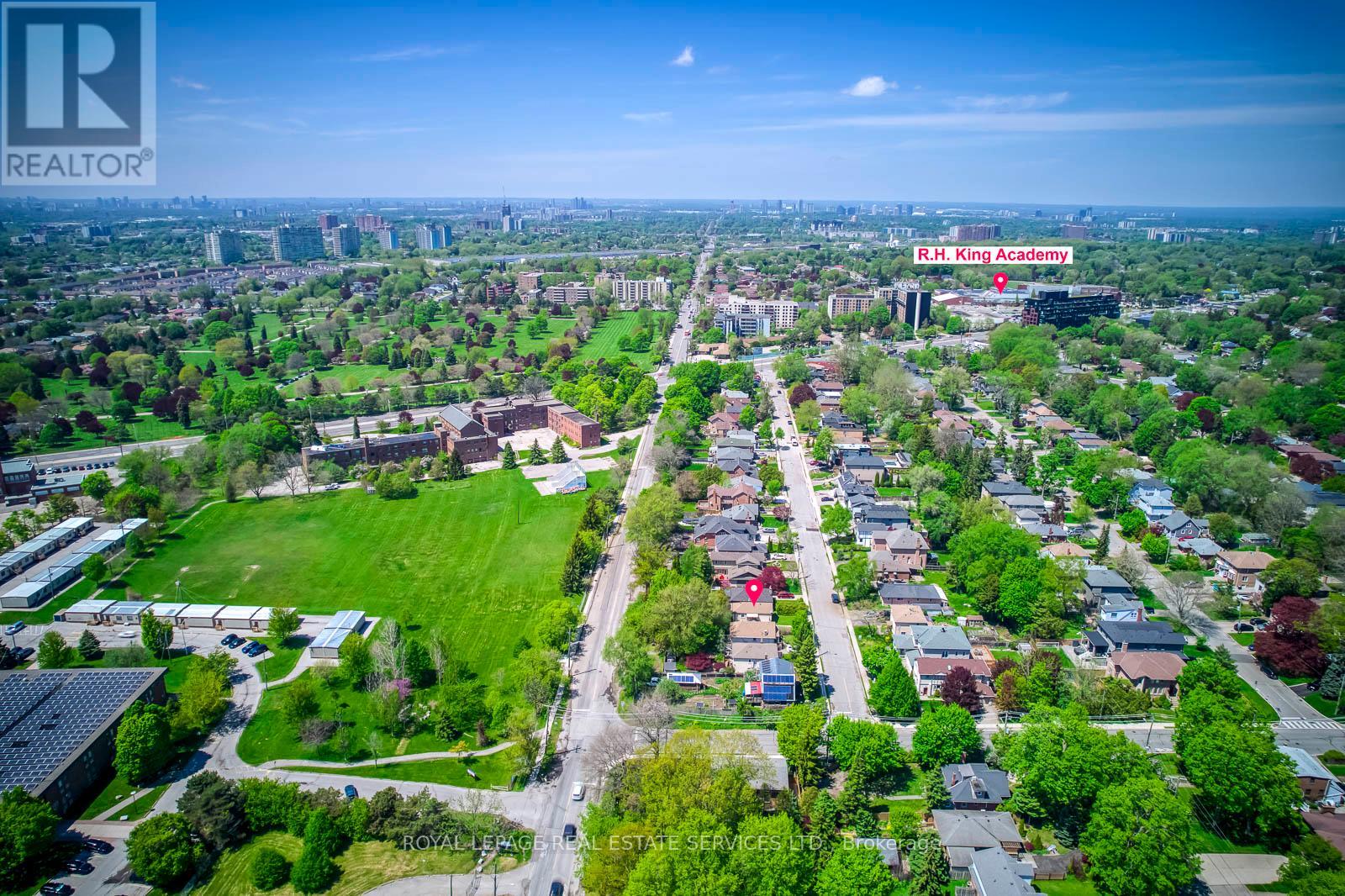 10 THATCHER AVENUE - 11