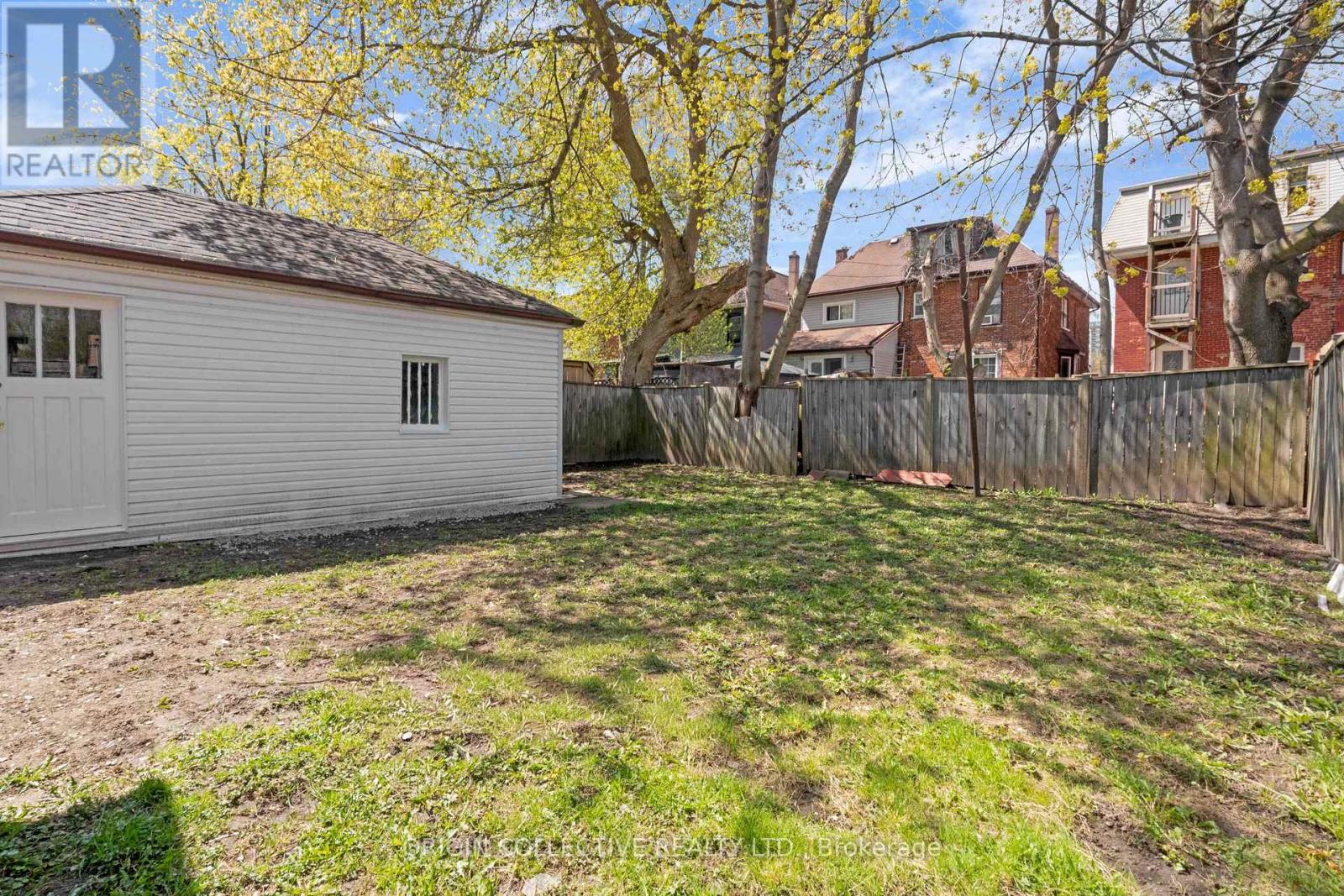 280 DIVISION STREET - 26