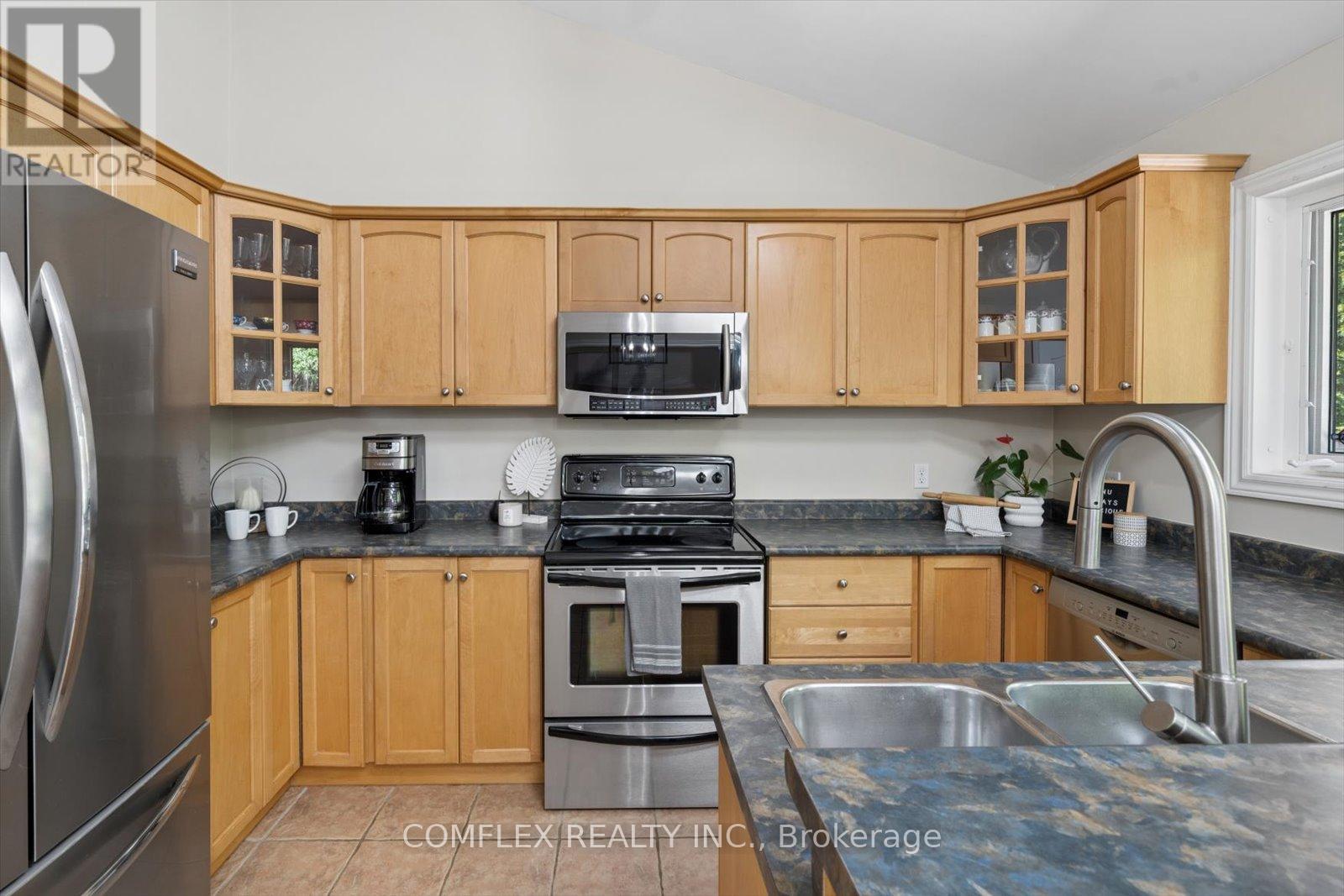 8 INVERARY COURT - 18