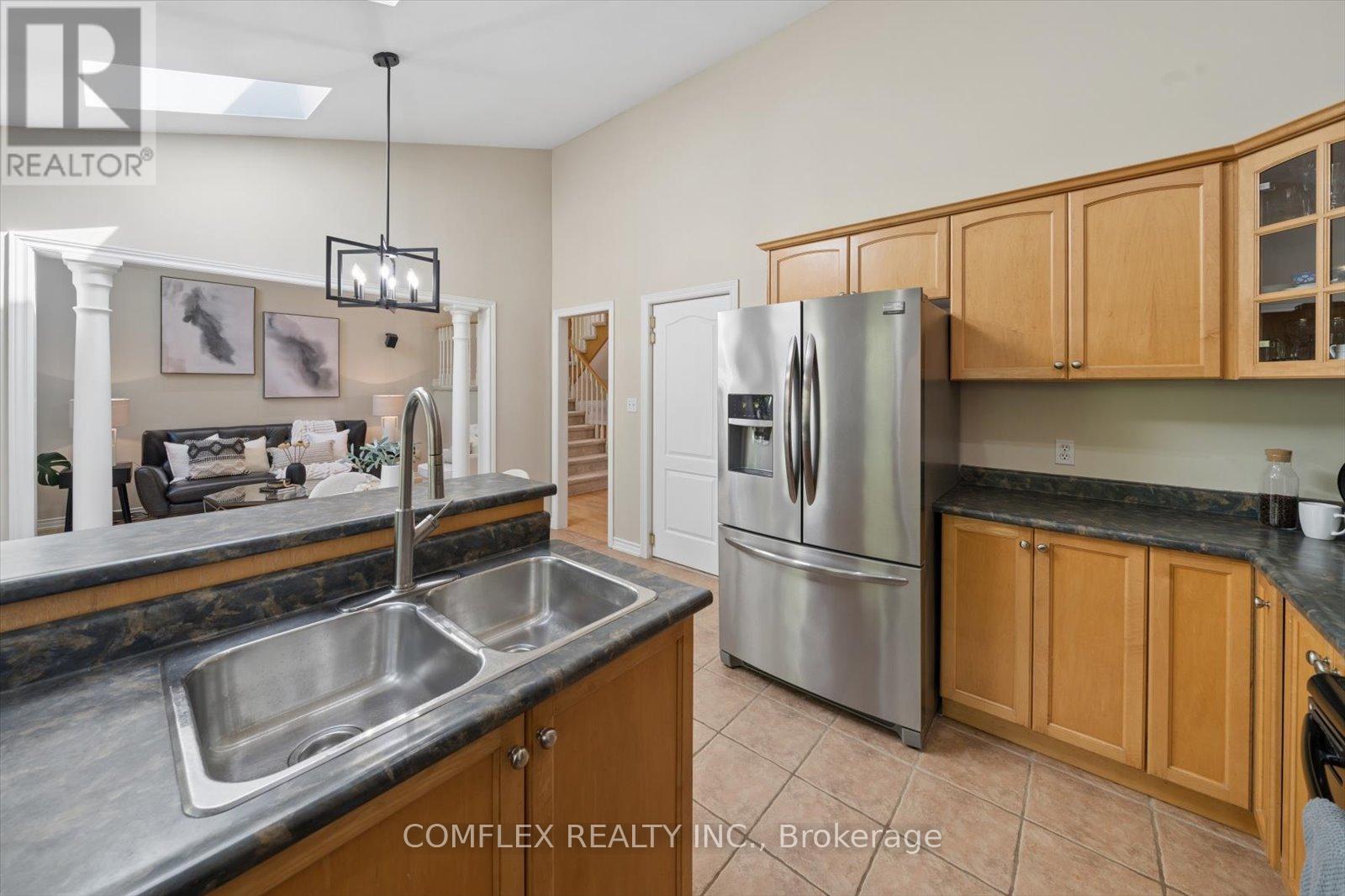 8 INVERARY COURT - 20