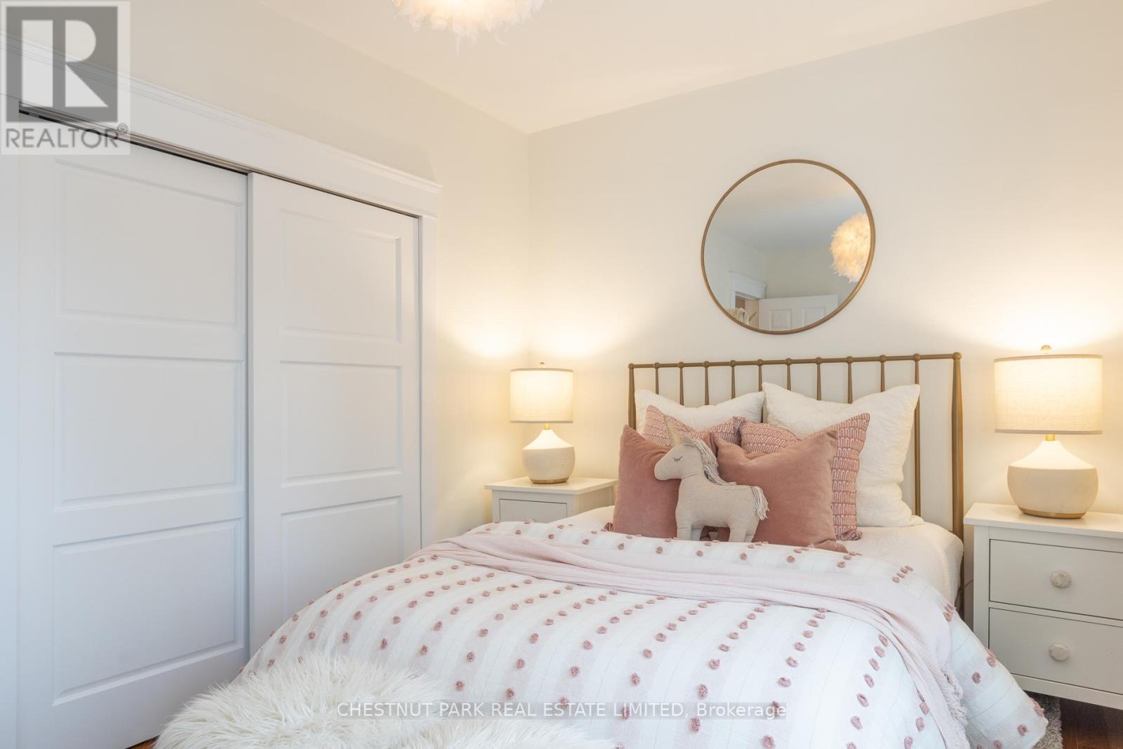 655 MORTIMER AVENUE - 18