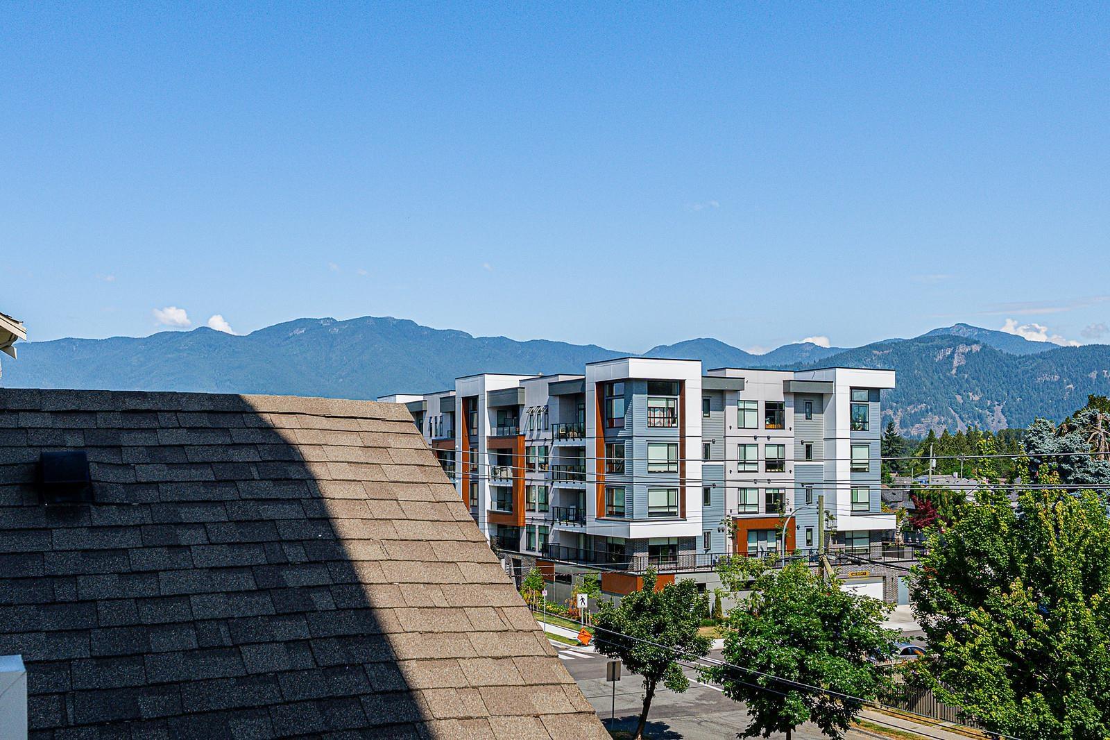305 9270 EDWARD Street - main photo