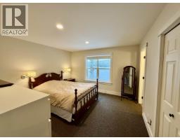 5977 Dempsey Lake Road, Lac La Hache, BC V0K1T0 Photo 18