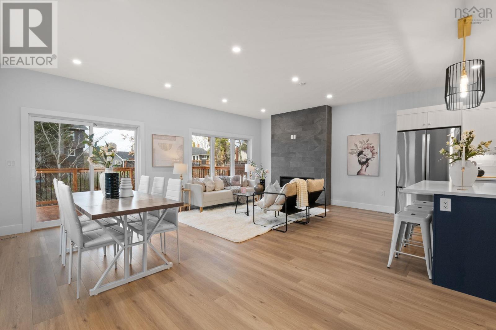 21 Pearlgarden Close - 19