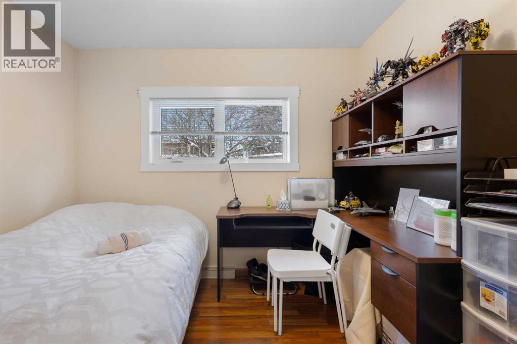 2816 24 Street NW - 20