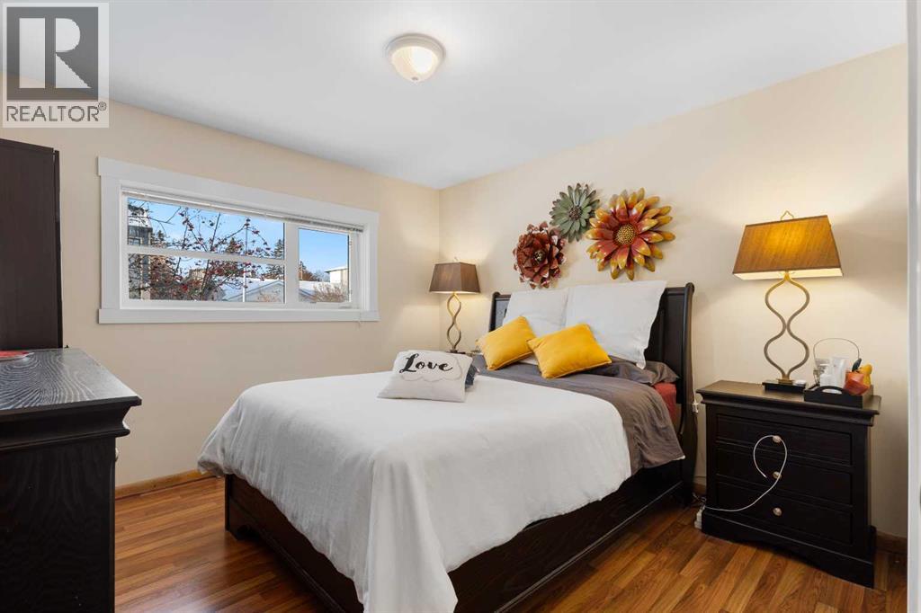 2816 24 Street NW - 17