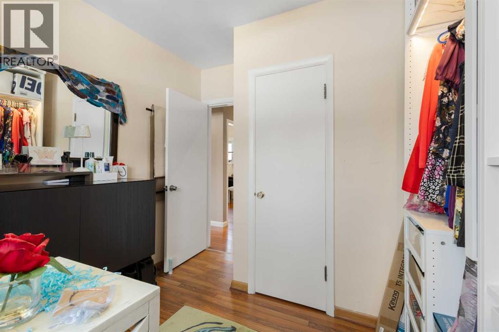 2816 24 Street NW - 23