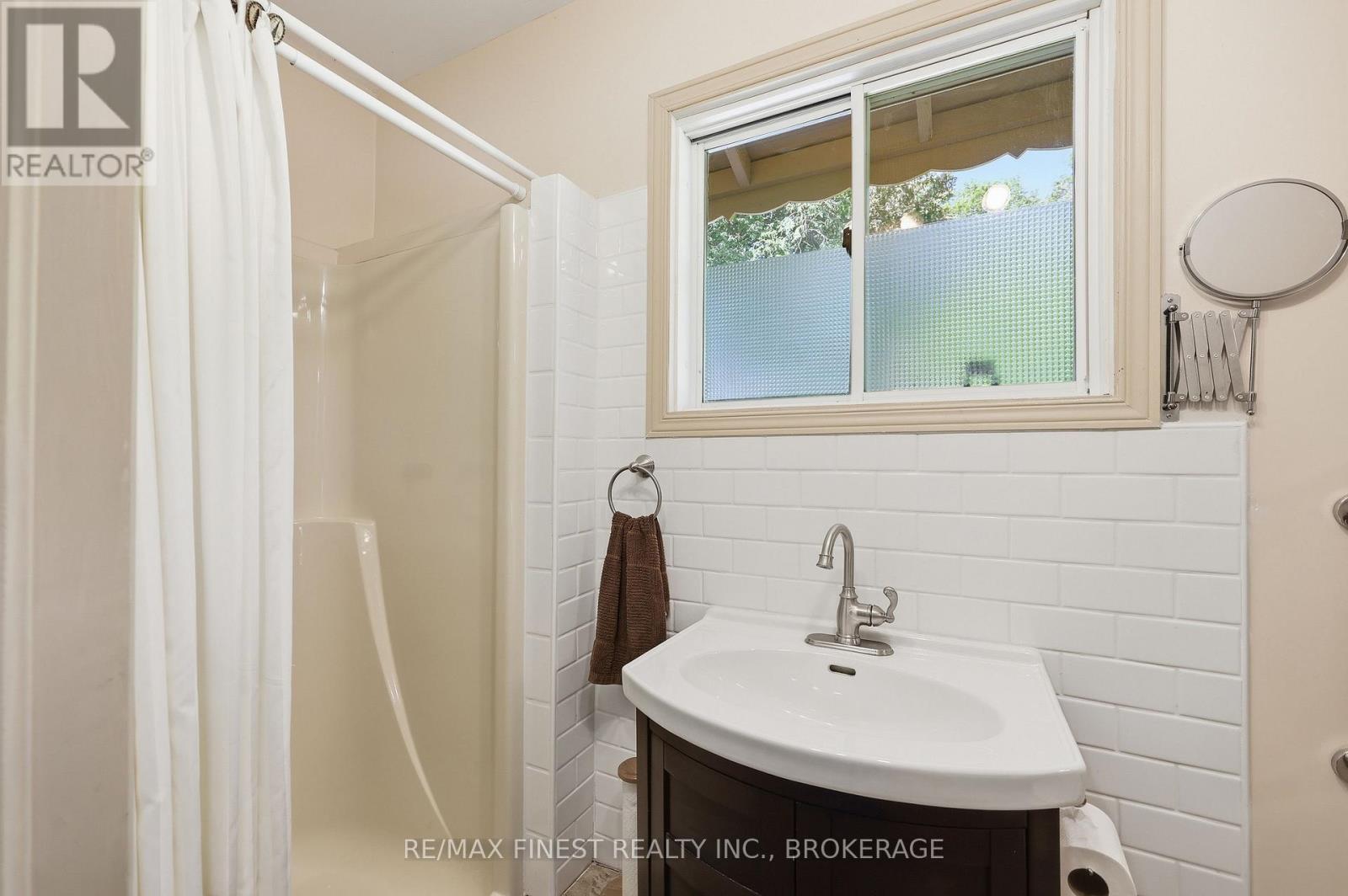 4484 ARTHUR COURT LANE - 23