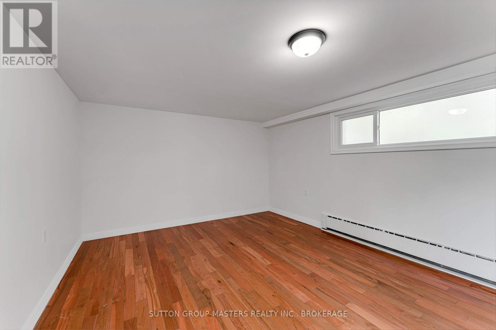 215 YONGE STREET - 43