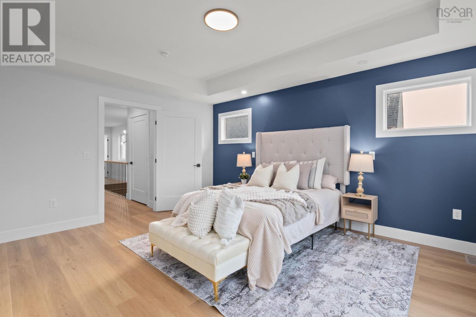 21 Pearlgarden Close - 27