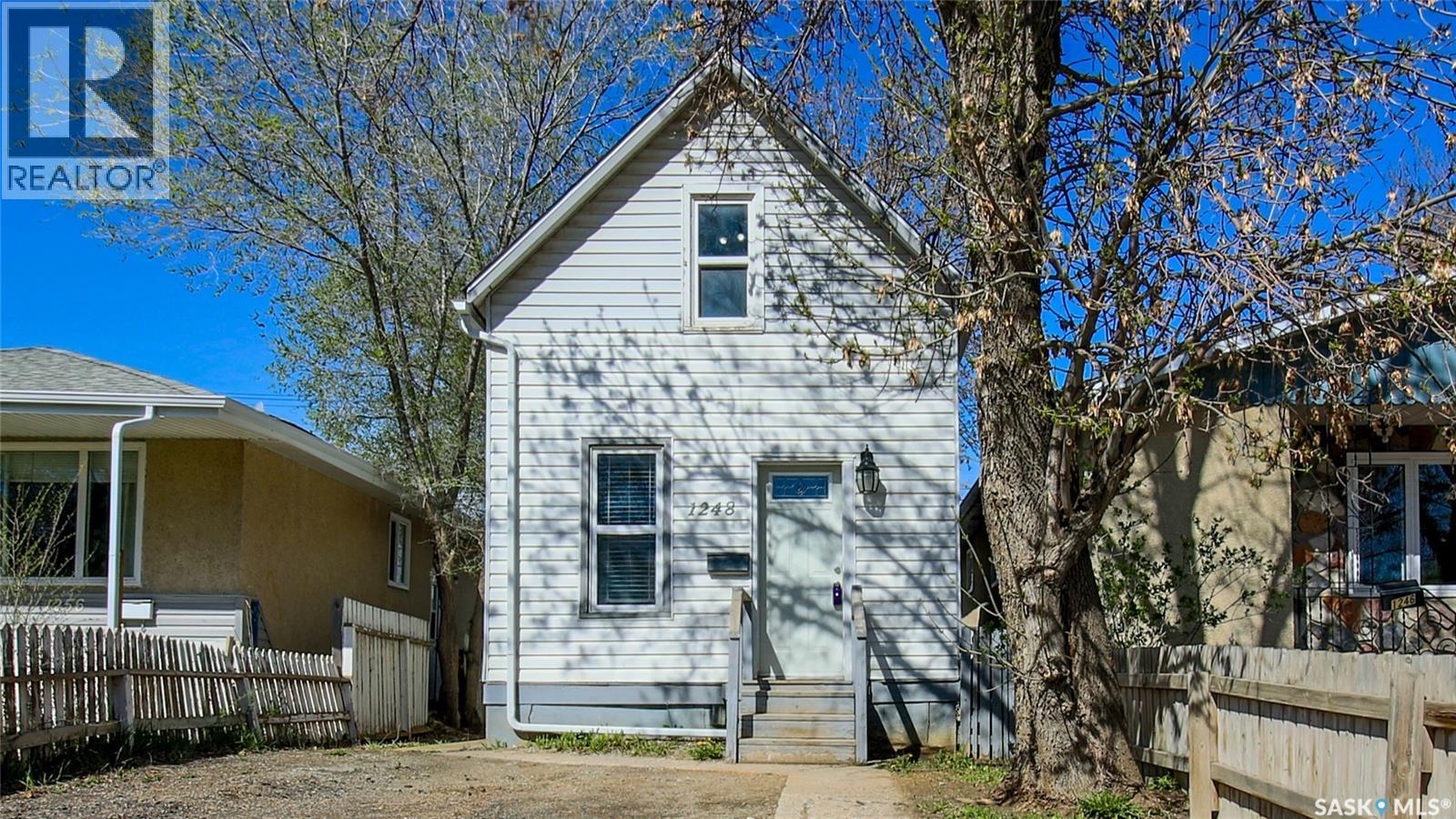 1248 Wallace STREET - Image 2