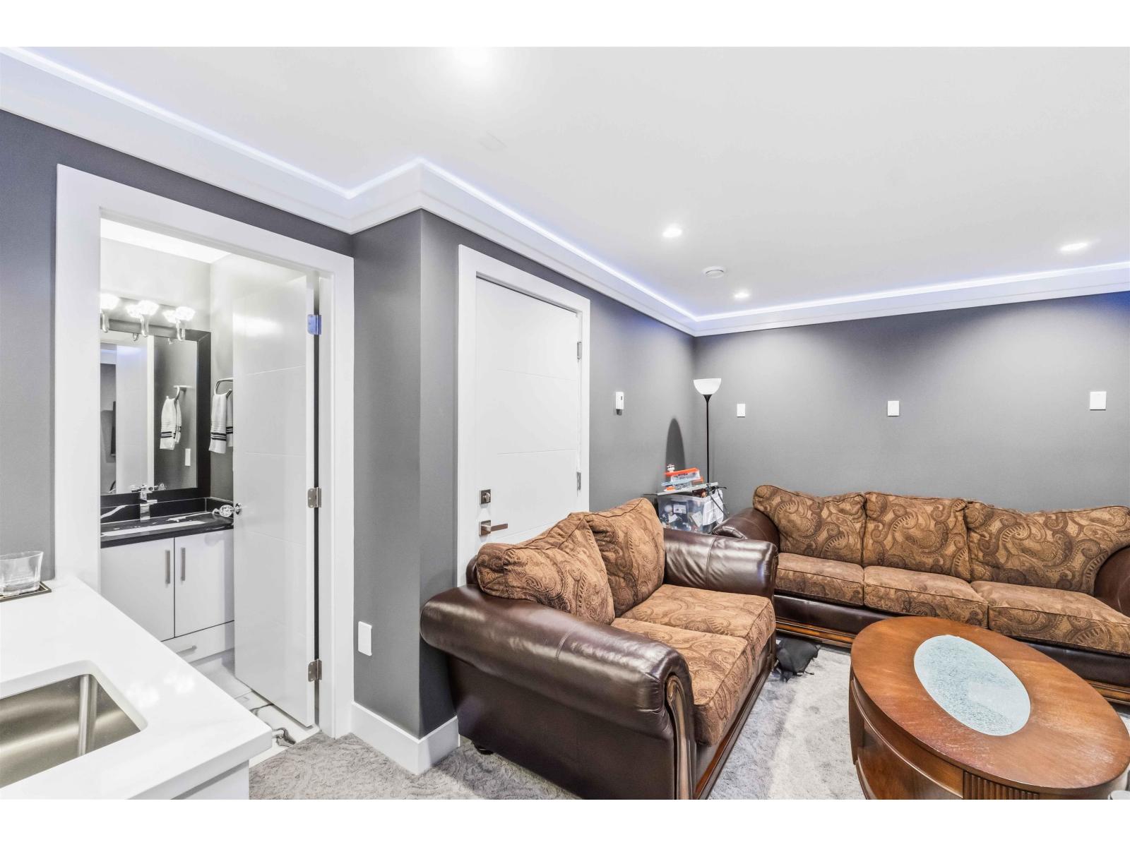 19247 71 AVENUE, Surrey