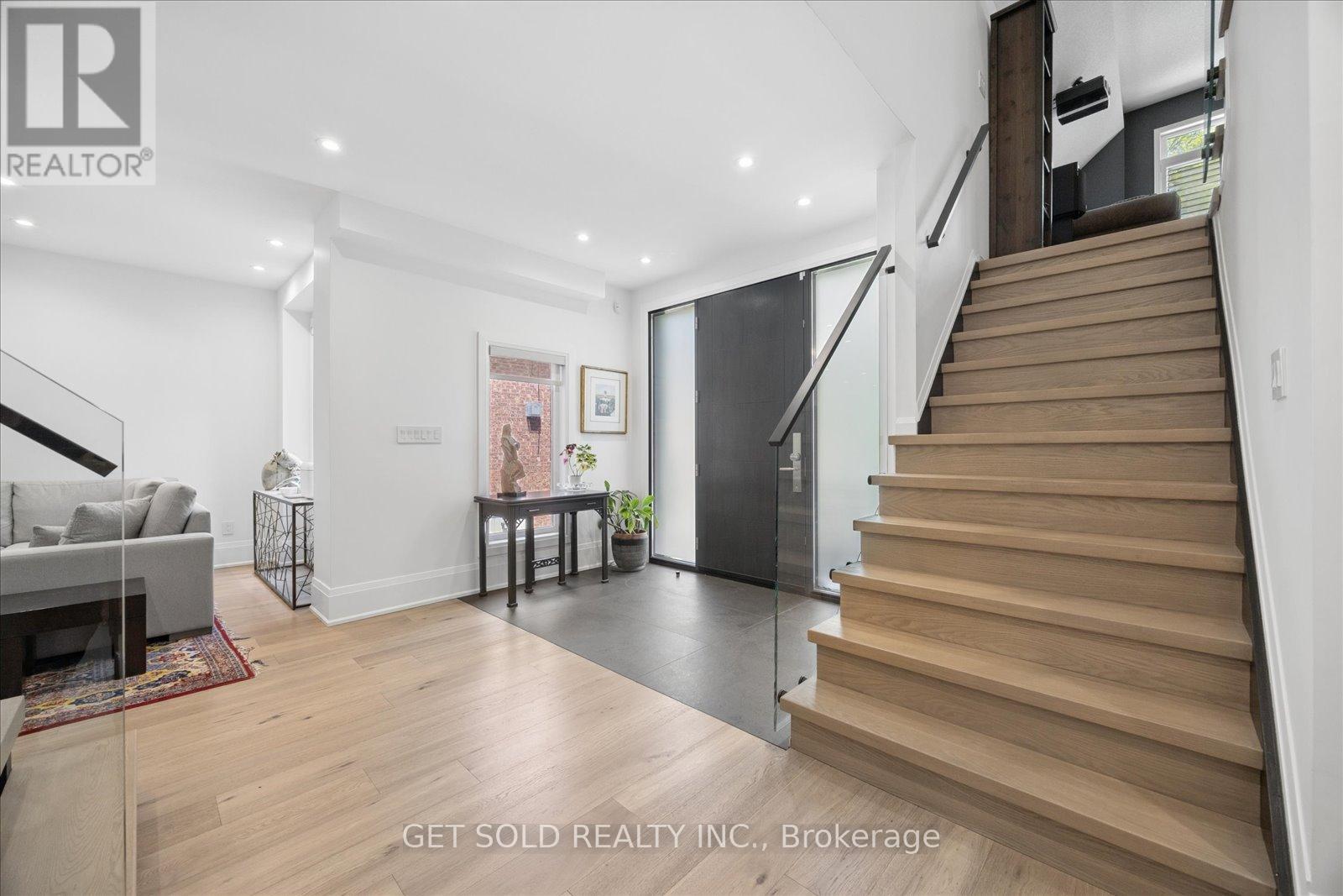 64 SPENCE DRIVE - 20