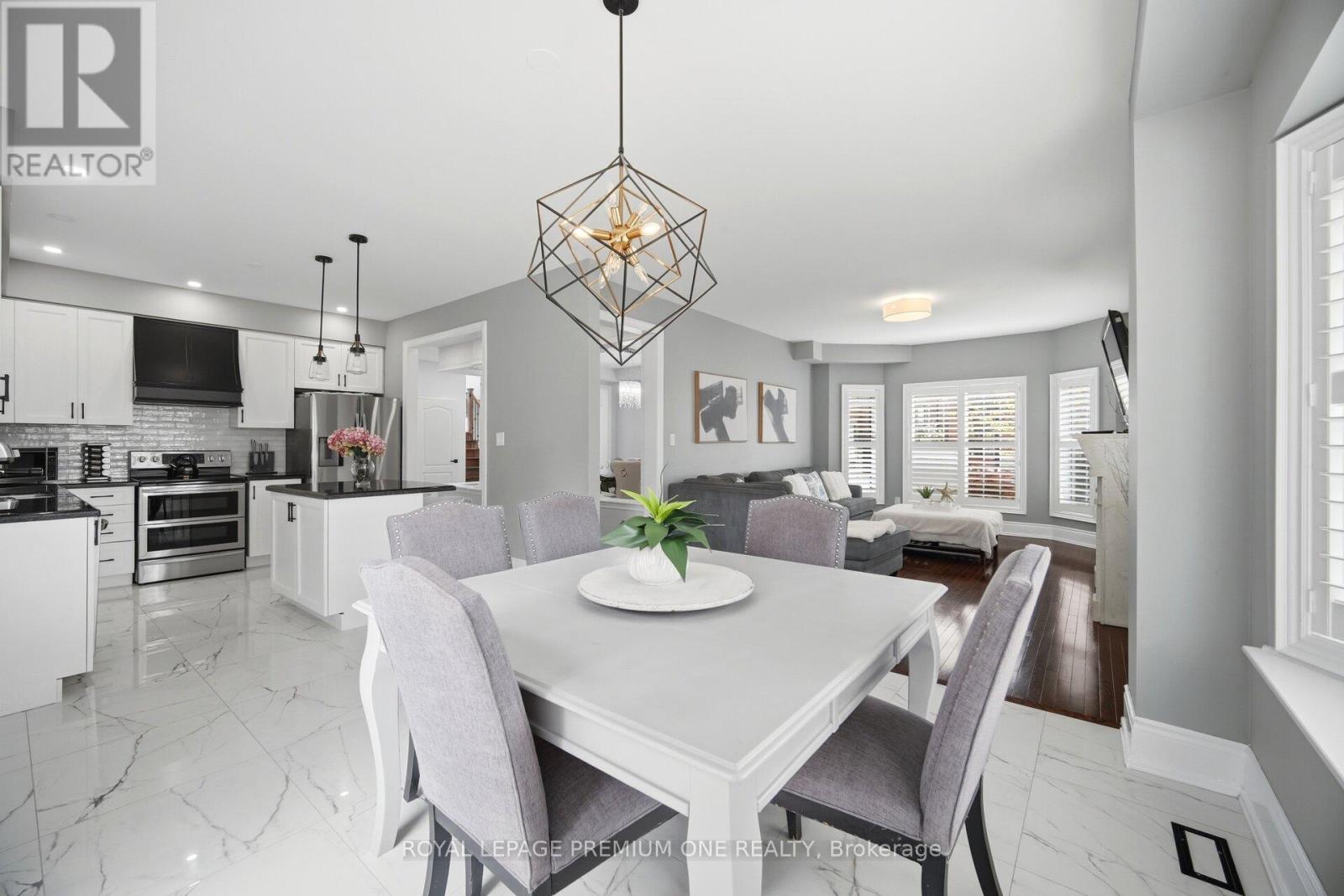 95 RETREAT BOULEVARD - 14