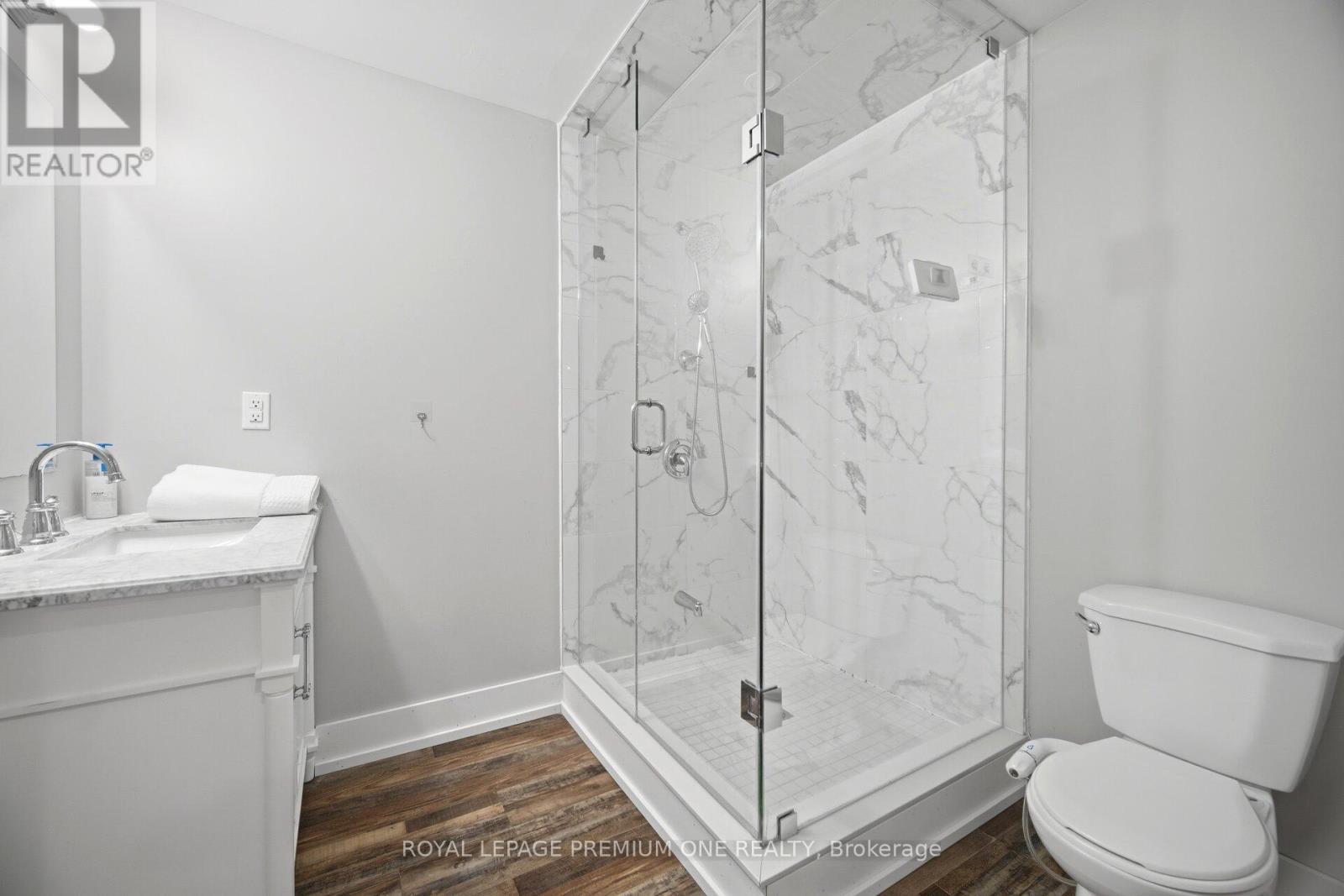 95 RETREAT BOULEVARD - 47