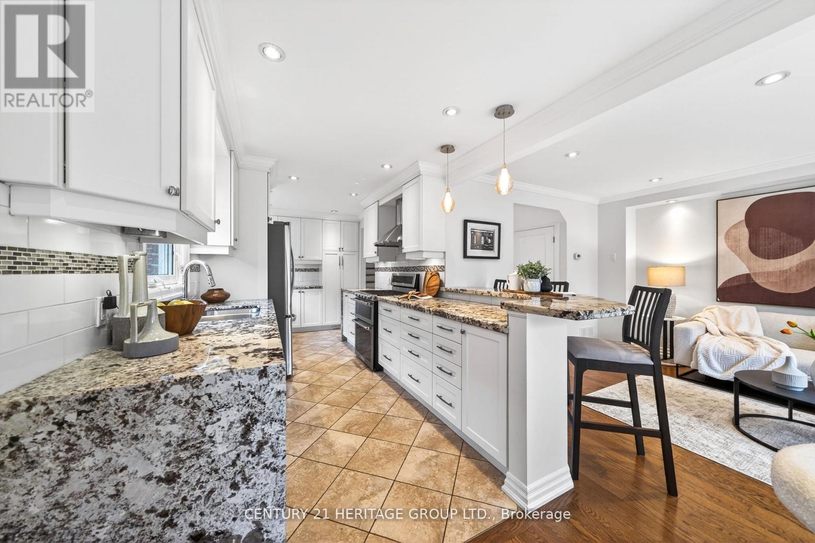 64 COVENTRY COURT - 7