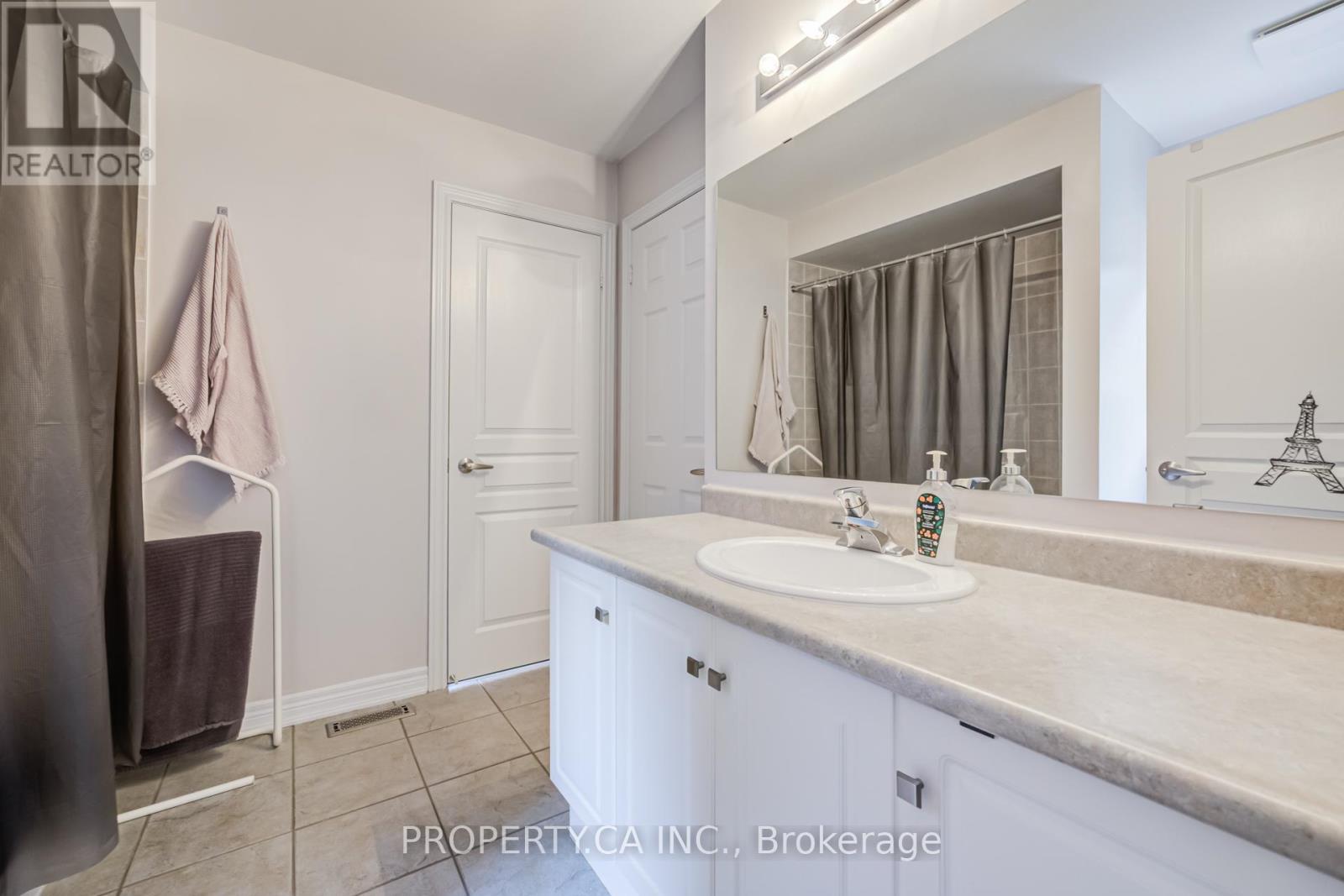 47 GRAND OAK DRIVE - 27