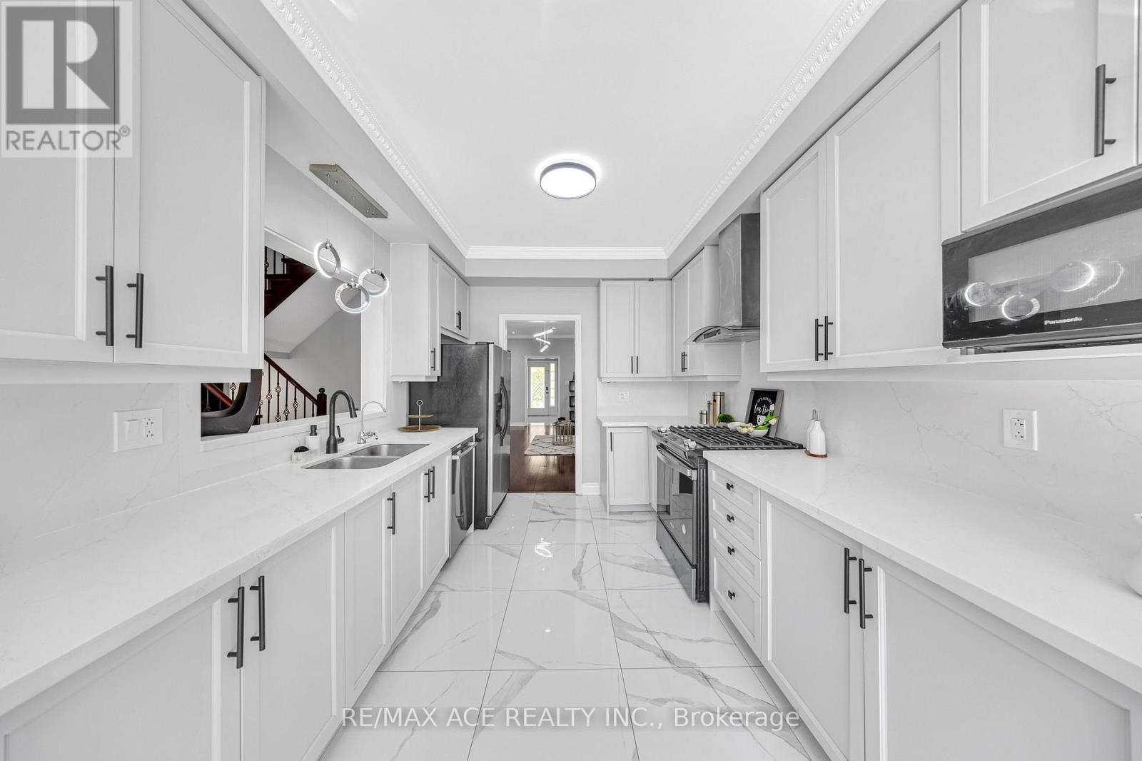 45 HARRY BLAYLOCK DRIVE - 18