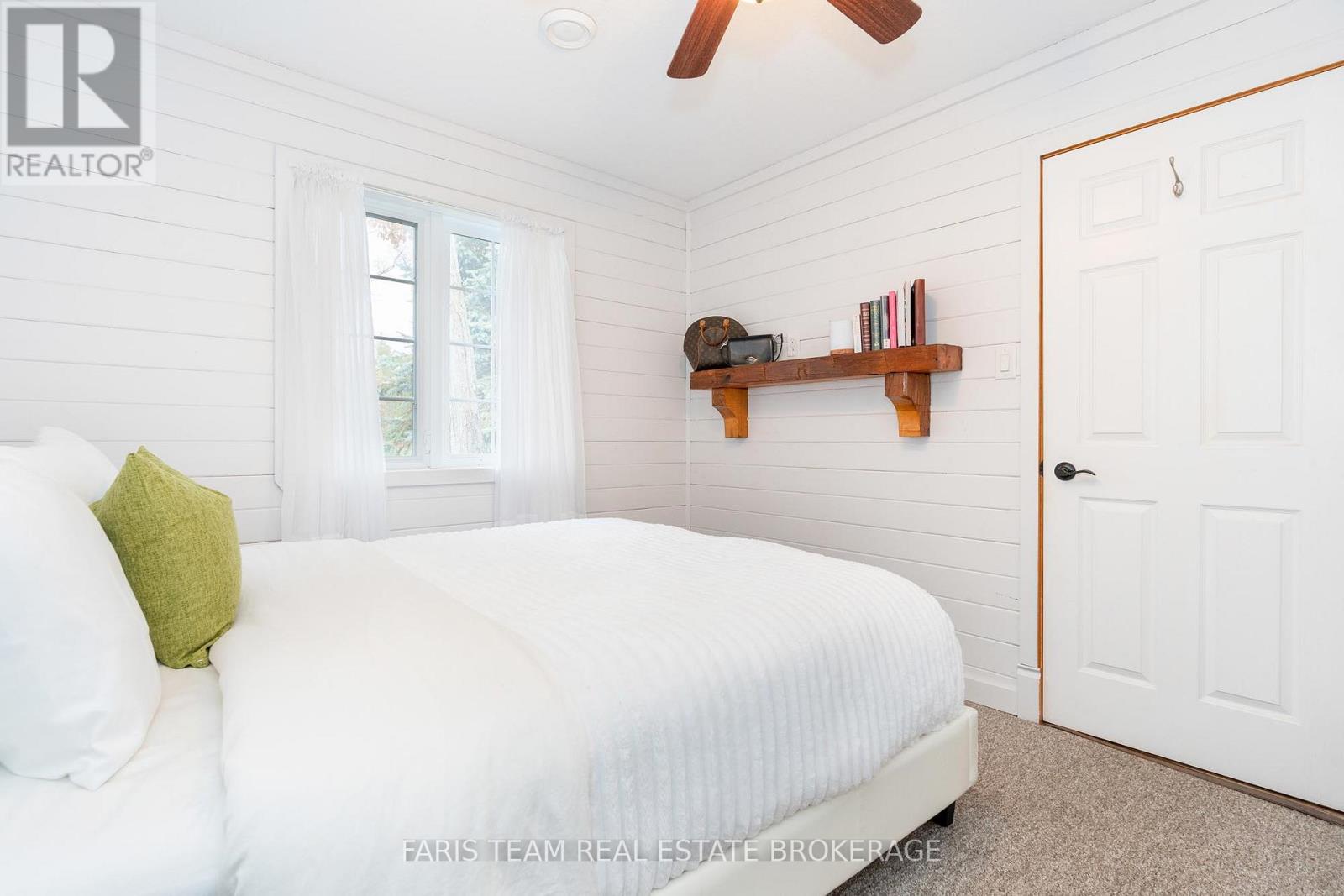 12 CABIN CRESCENT - 19