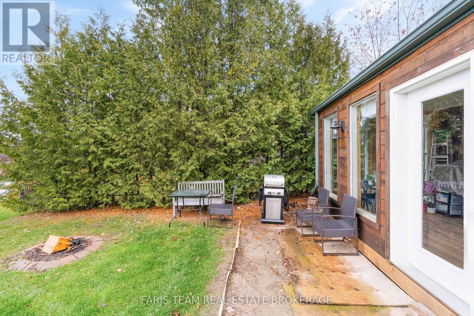 12 CABIN CRESCENT - 23