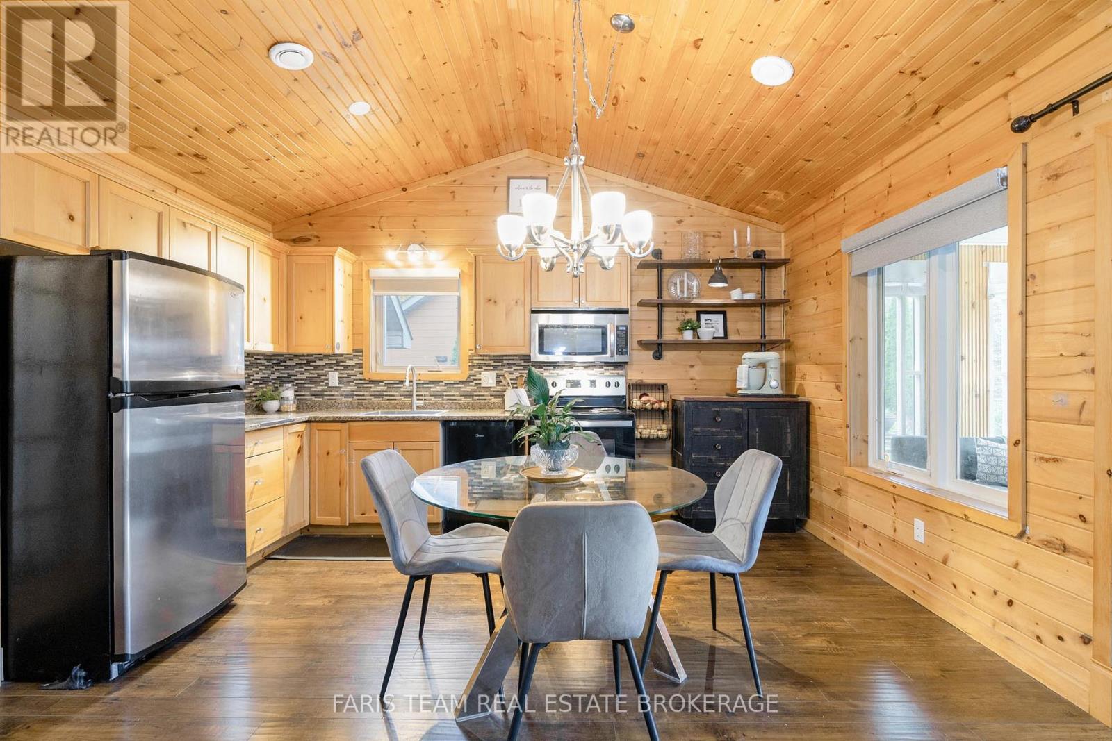 12 CABIN CRESCENT - 5