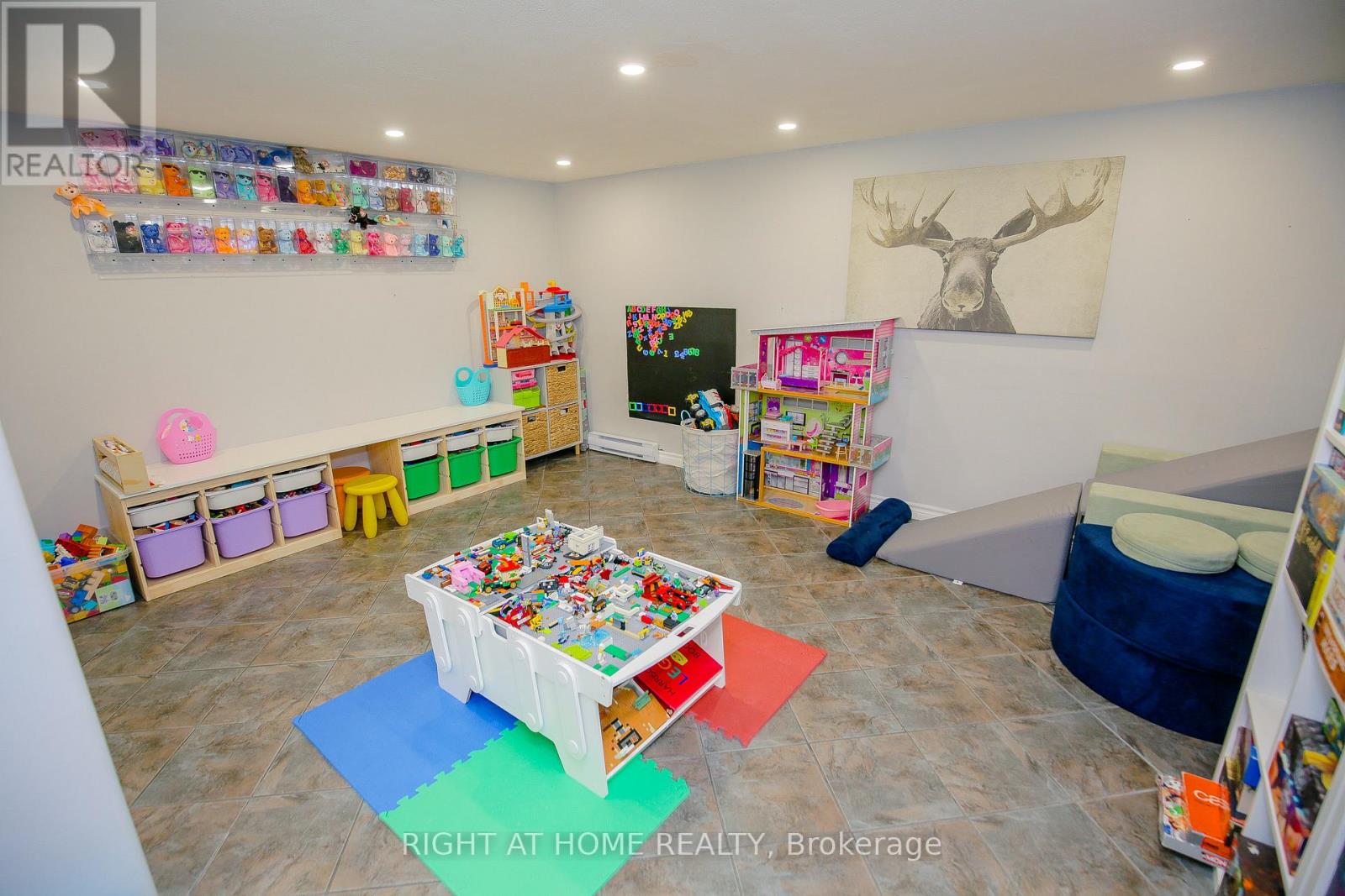 151 LITTLE AVENUE - 26